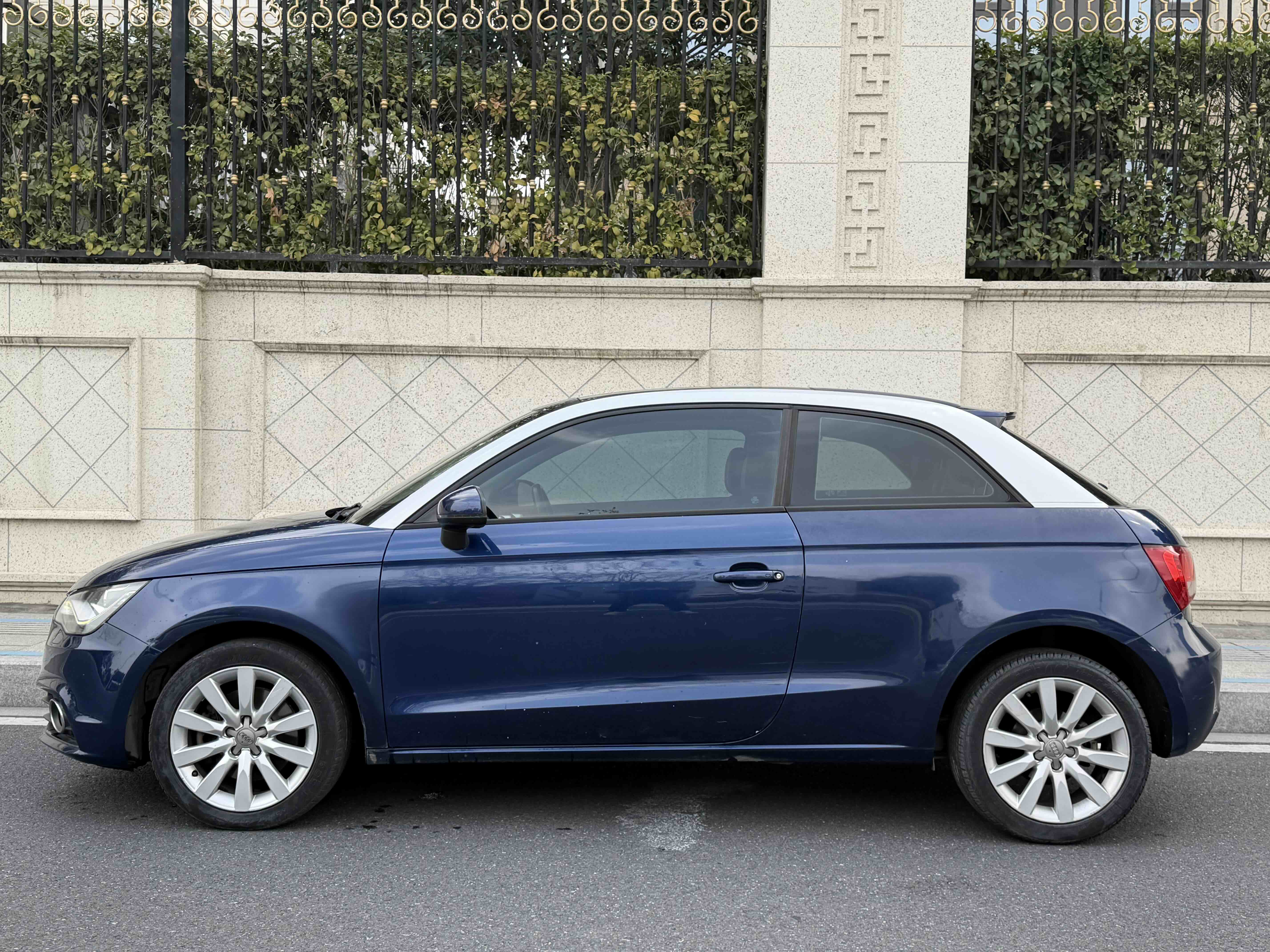 Audi A1 2011 #3 Audi A1 2011 car image #3