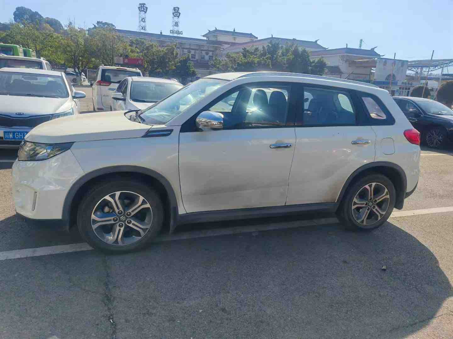 Suzuki Vitara 2016 изображение автомобиля #3