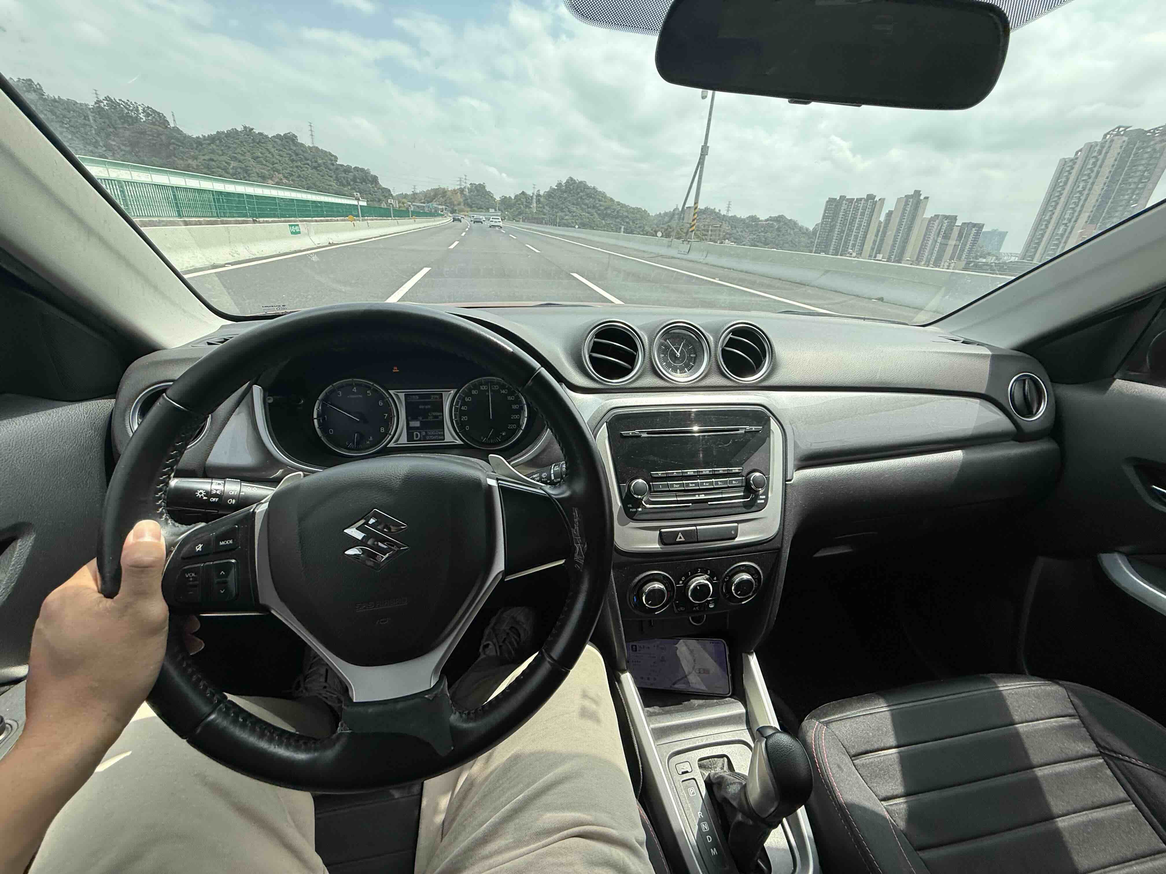 Suzuki Vitara 2017 изображение автомобиля #3