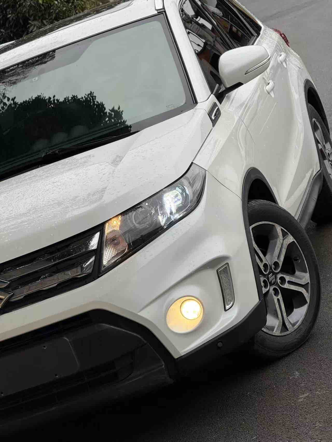 Suzuki Vitara 2016 image de voiture #3