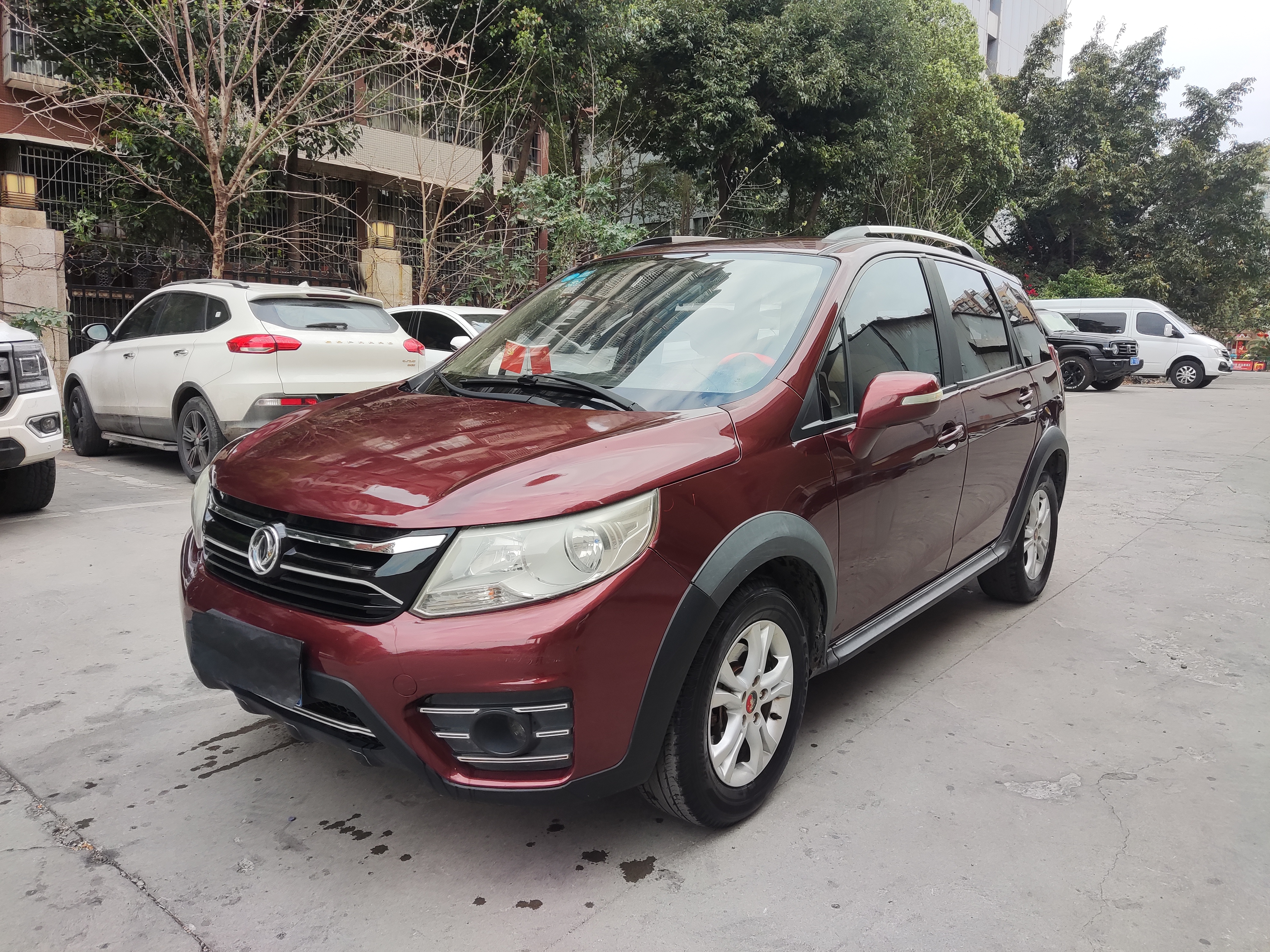 Forthing JOYEAR X3 2016 imagen de coche #3