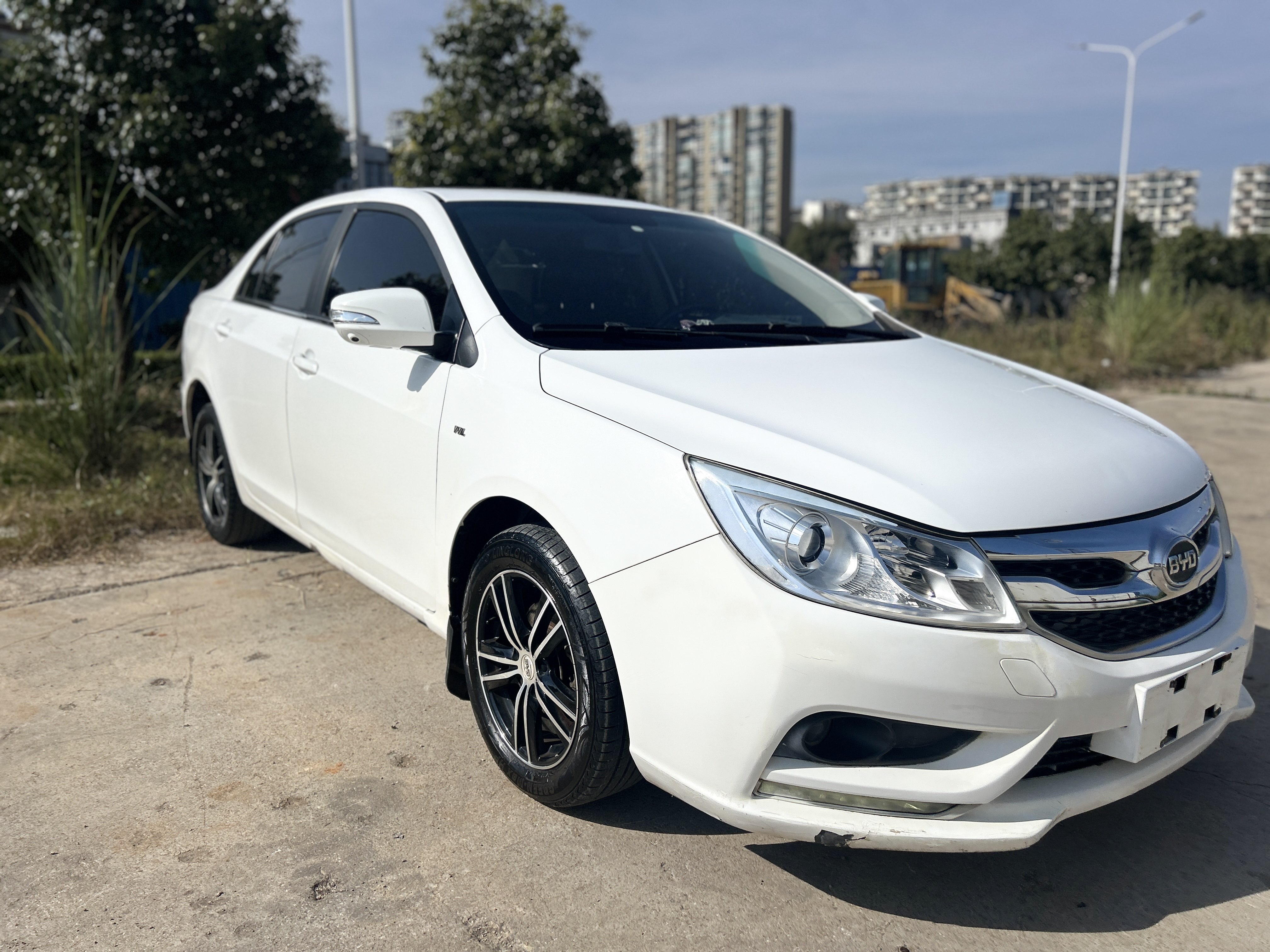 BYD SuRui 2015 #3 BYD SuRui 2015 car image #3