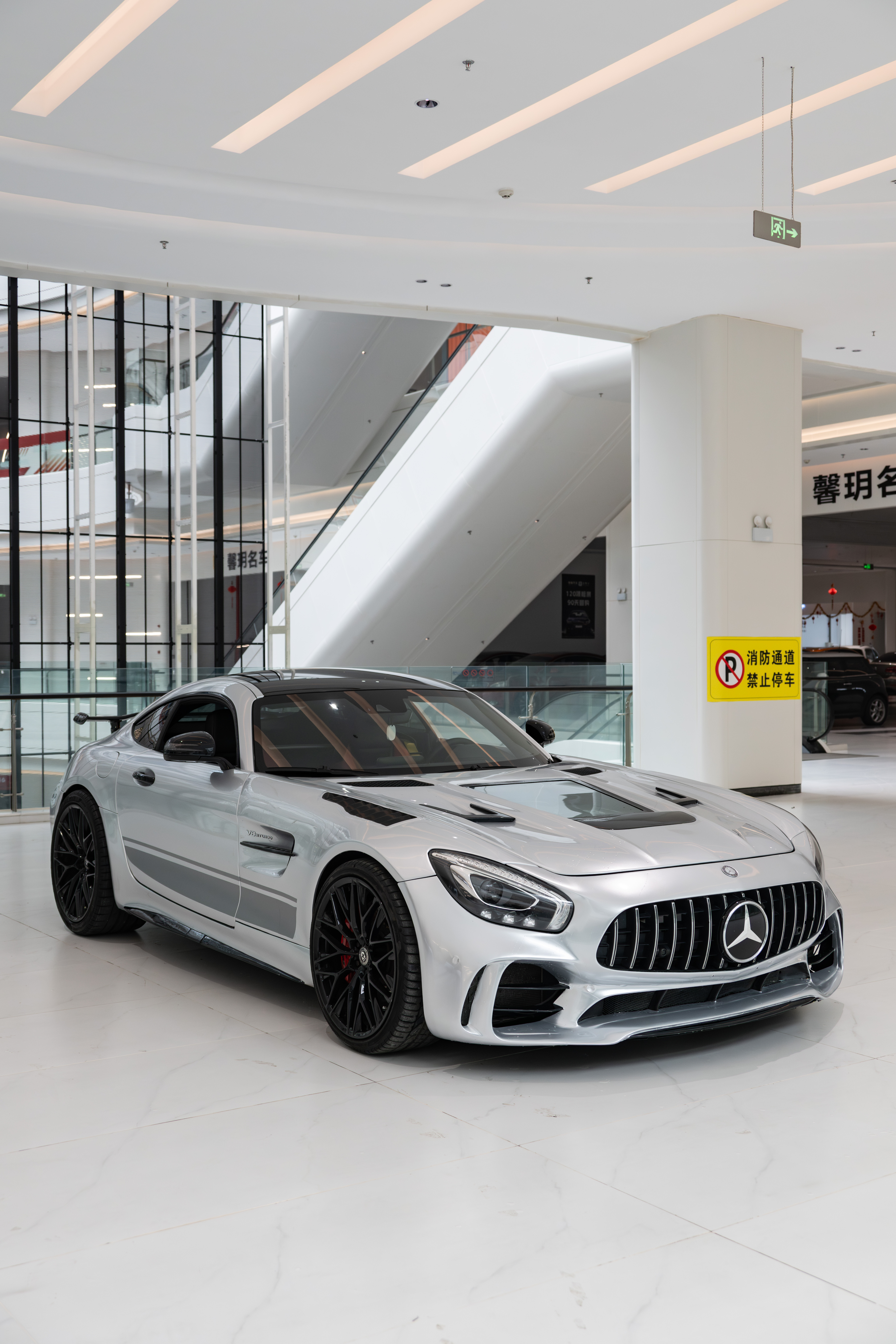 Mercedes-Benz AMG GT 2016 car image #3