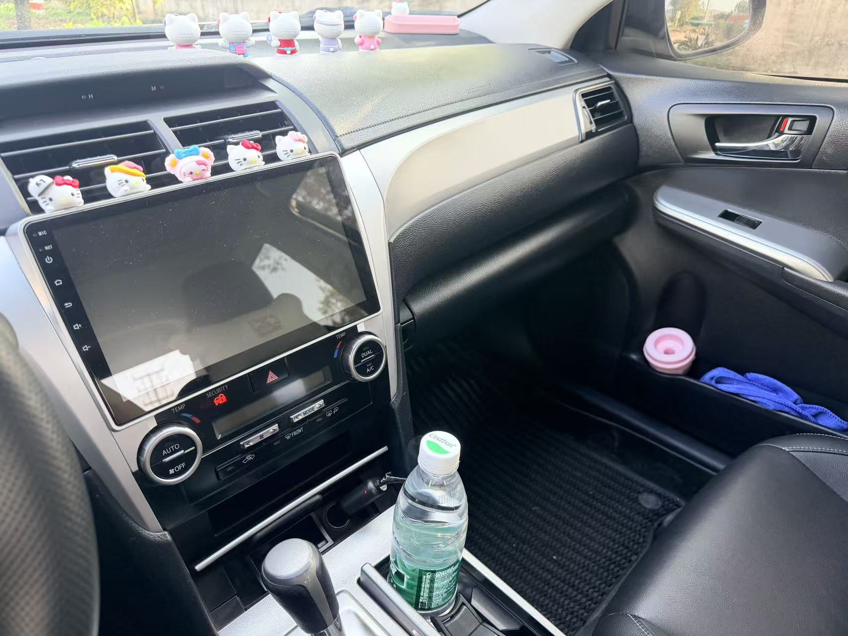 Toyota Camry 2014 immagine di auto #3