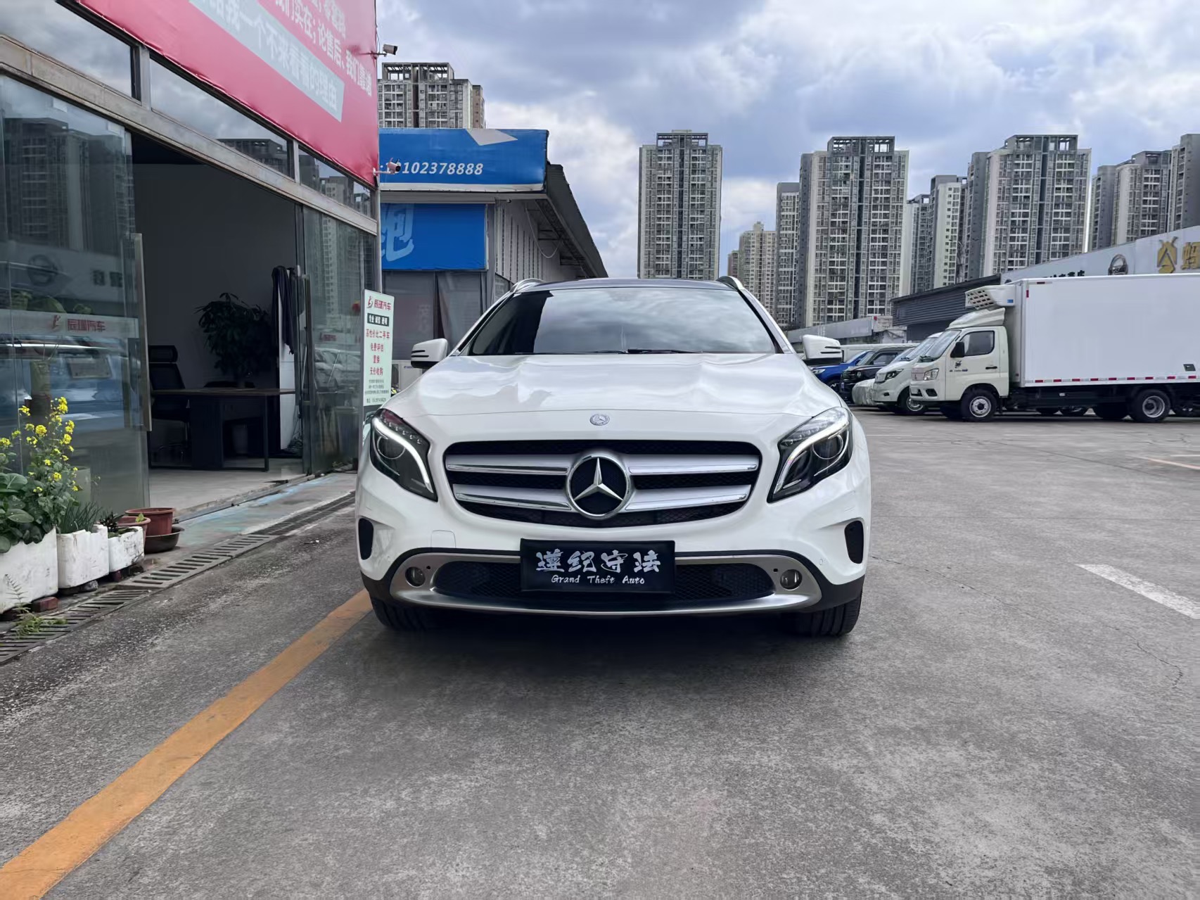 Mercedes-Benz GLA Class 2015 car image #3