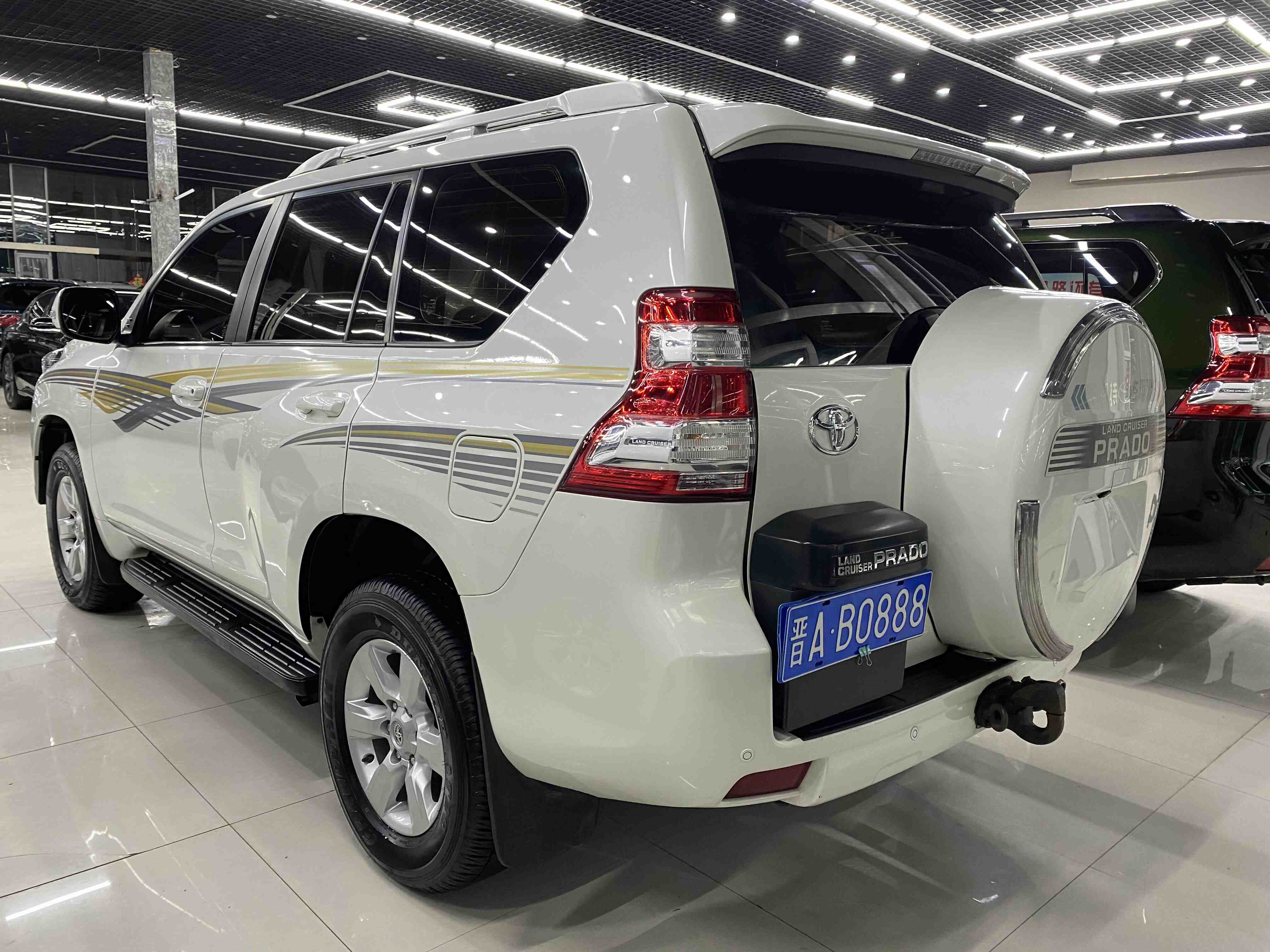 Toyota 2014 car image #3