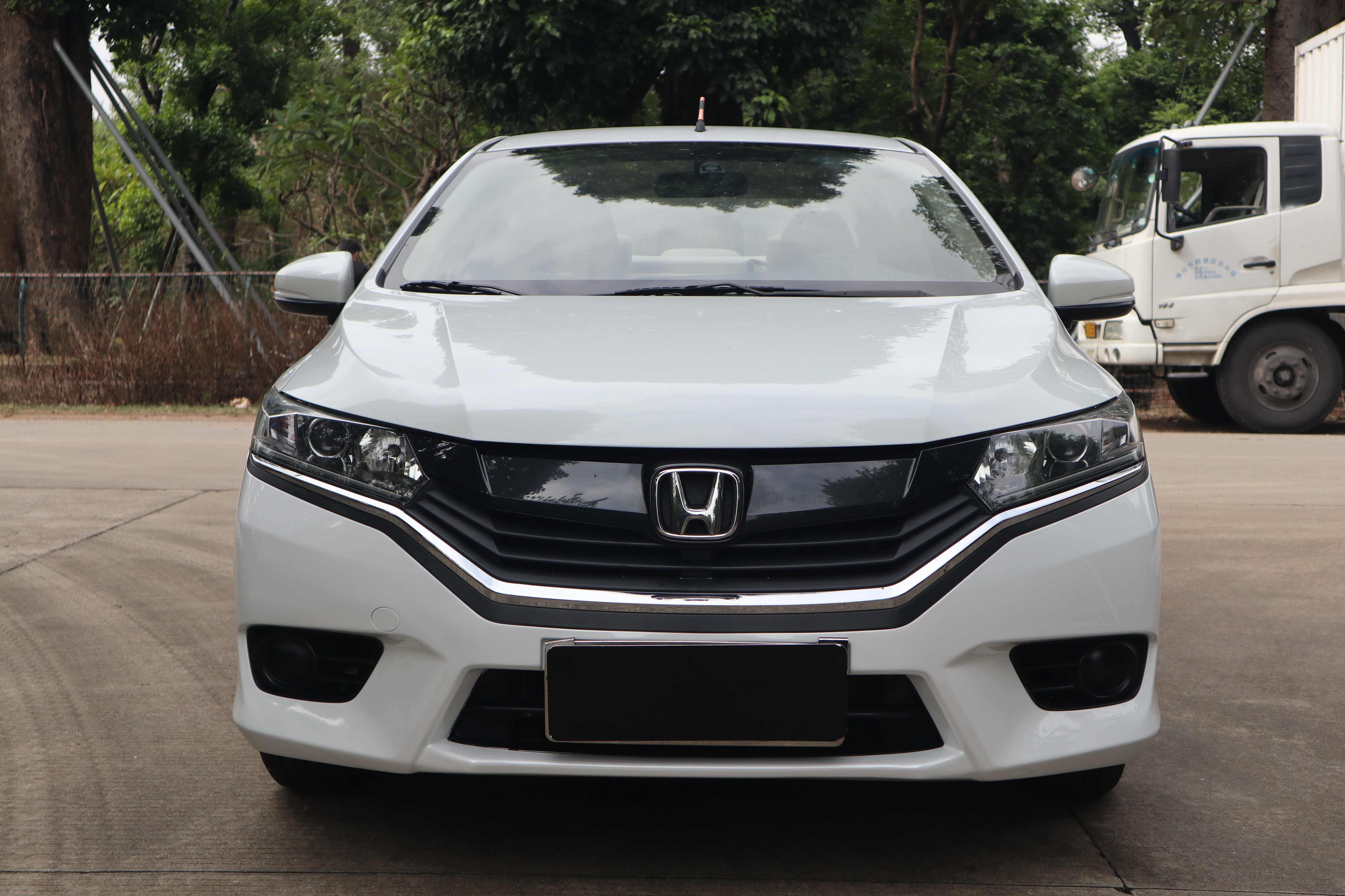 Honda Greiz 2018 #3 Honda Greiz 2018 صورة سيارة #3