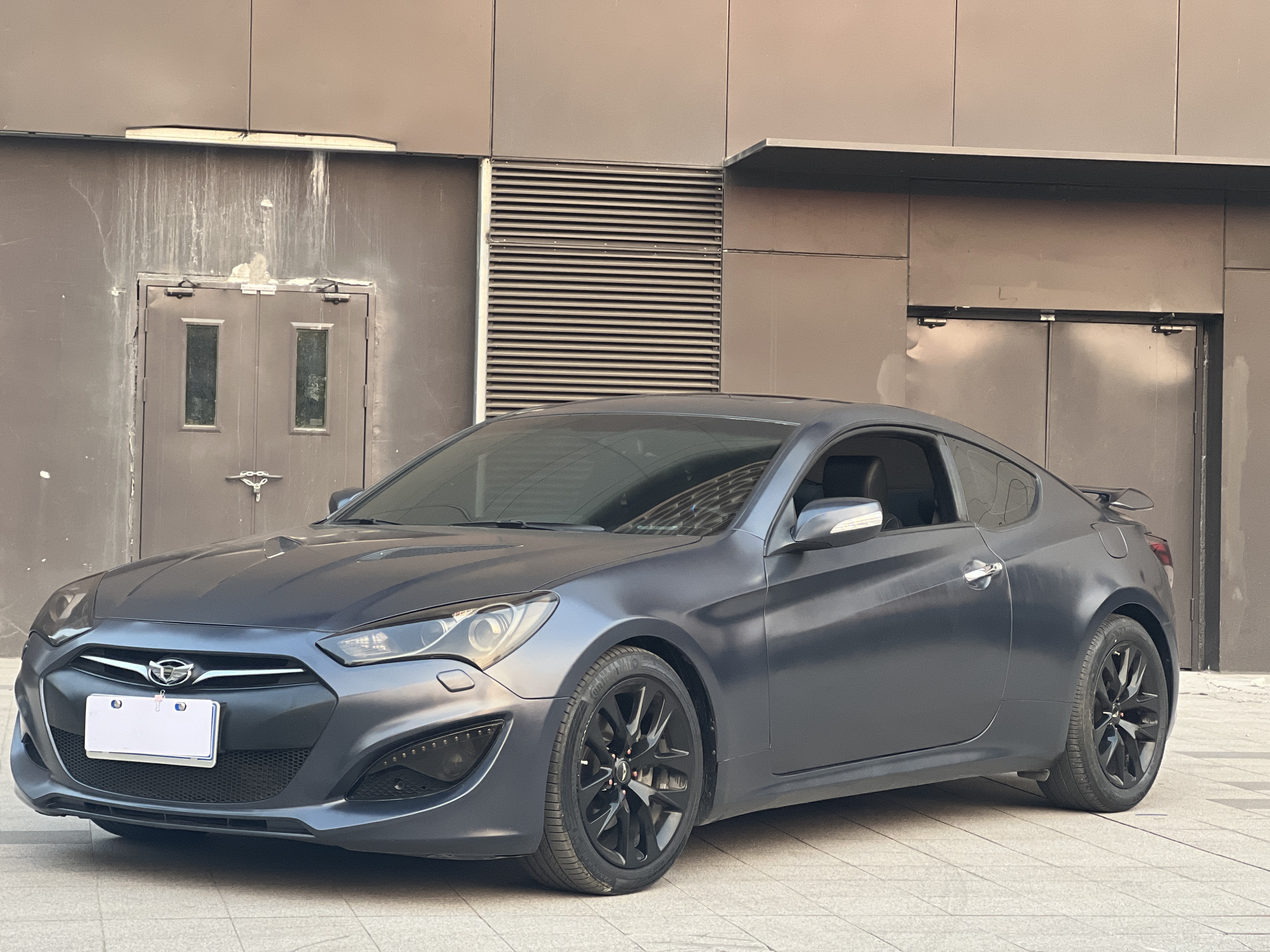 Hyundai Rohens 2014 #3 Hyundai Rohens 2014 car image #3