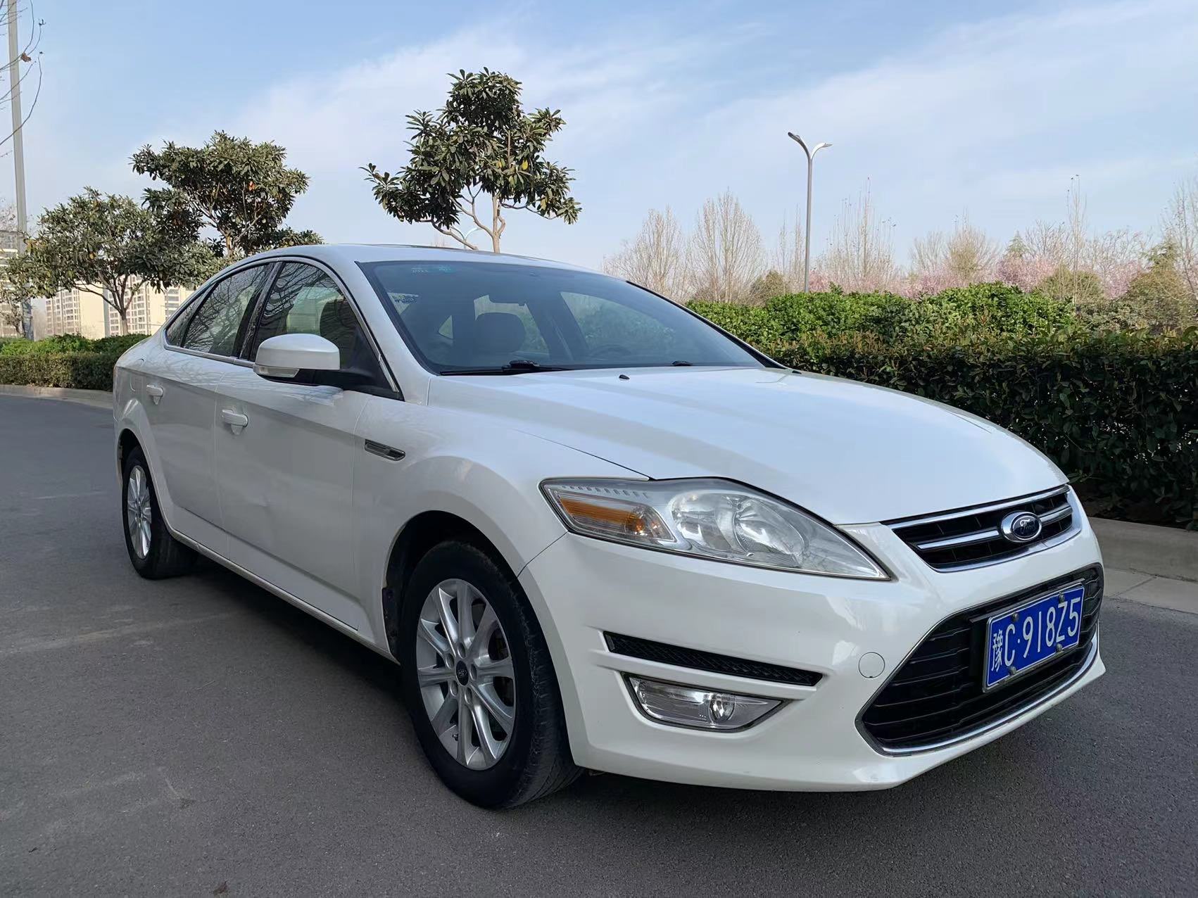 Ford Zhisheng 2015 #3 Ford Zhisheng 2015 car image #3