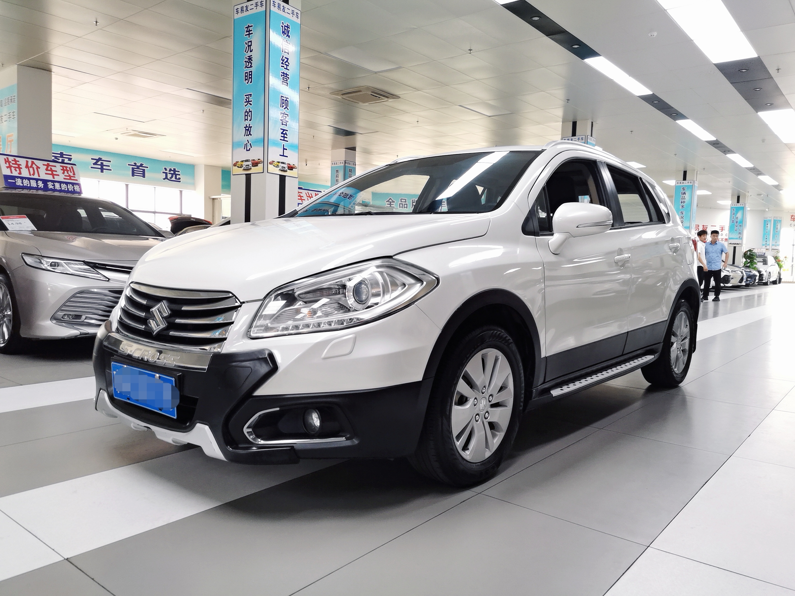 Suzuki S-Cross 2015 صورة سيارة #3