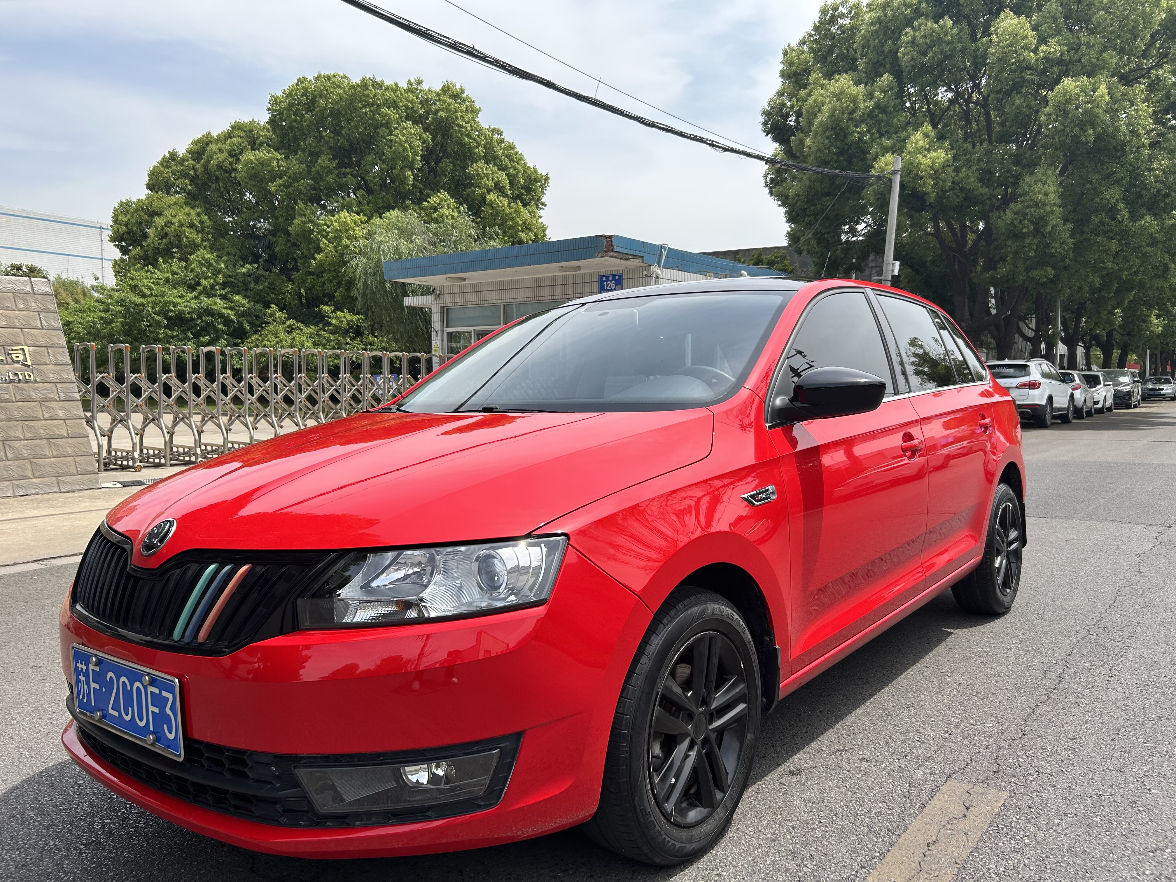 Skoda Rapid Spaceback 2016 car image #3
