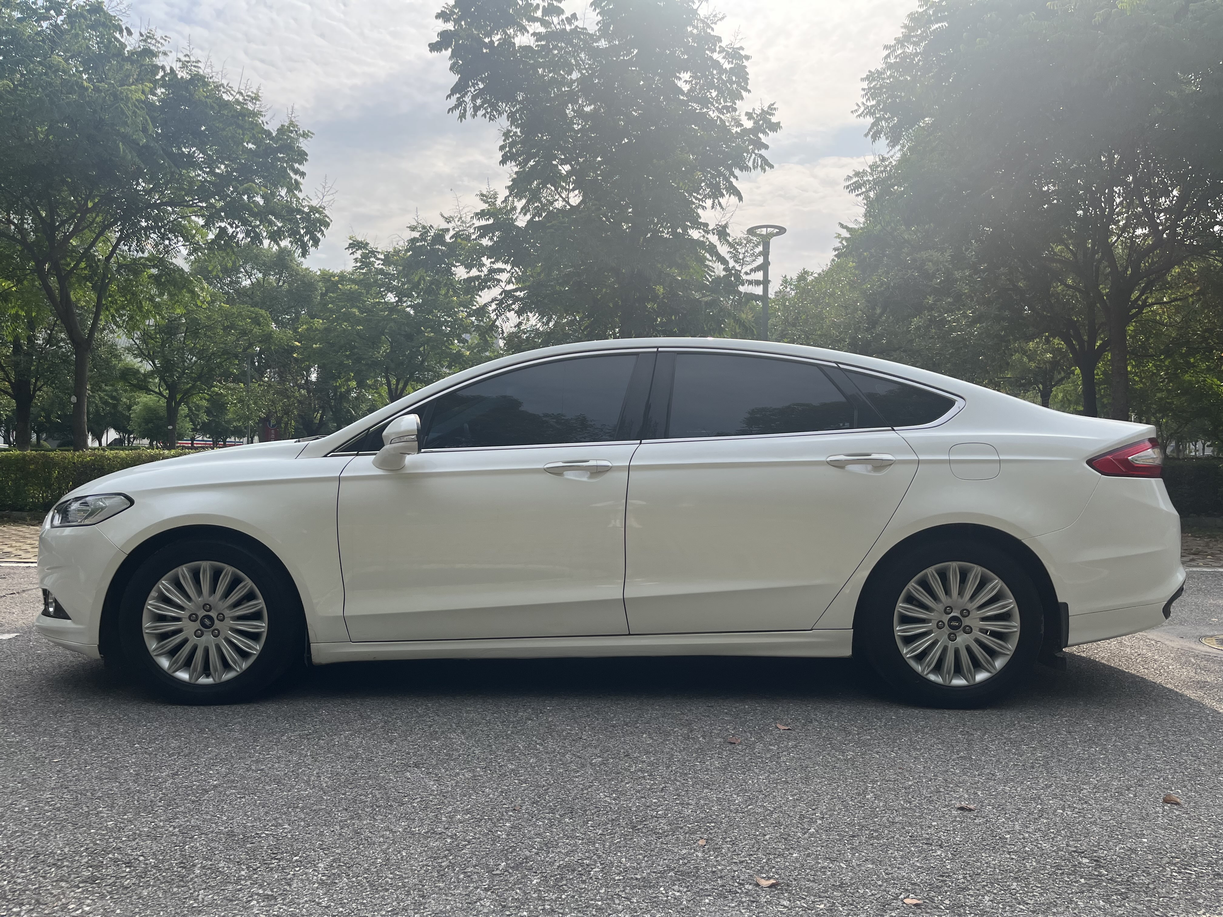 Ford Zhisheng 2016 car image #3