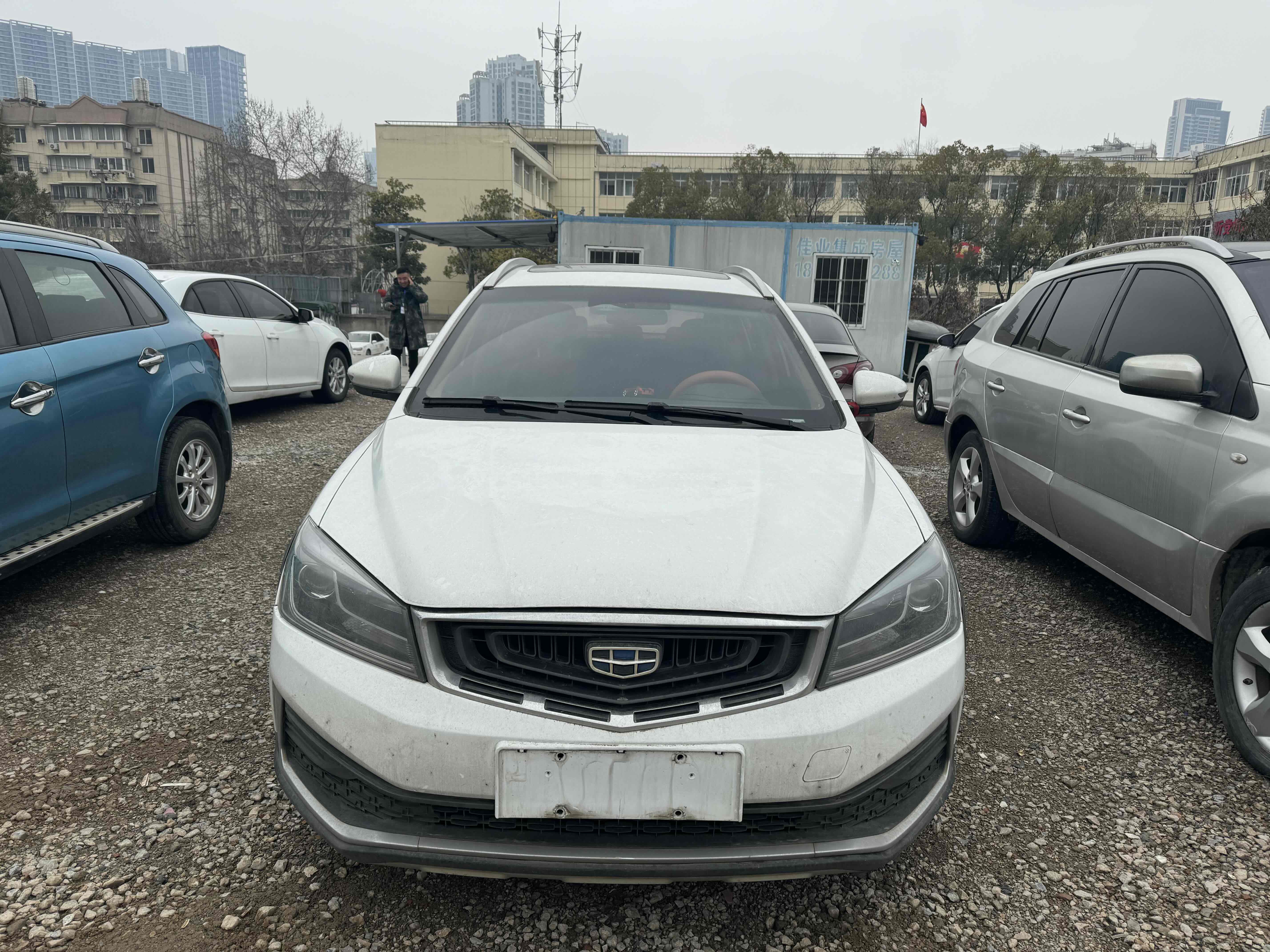GEELY Vision S1 2018 car image #3