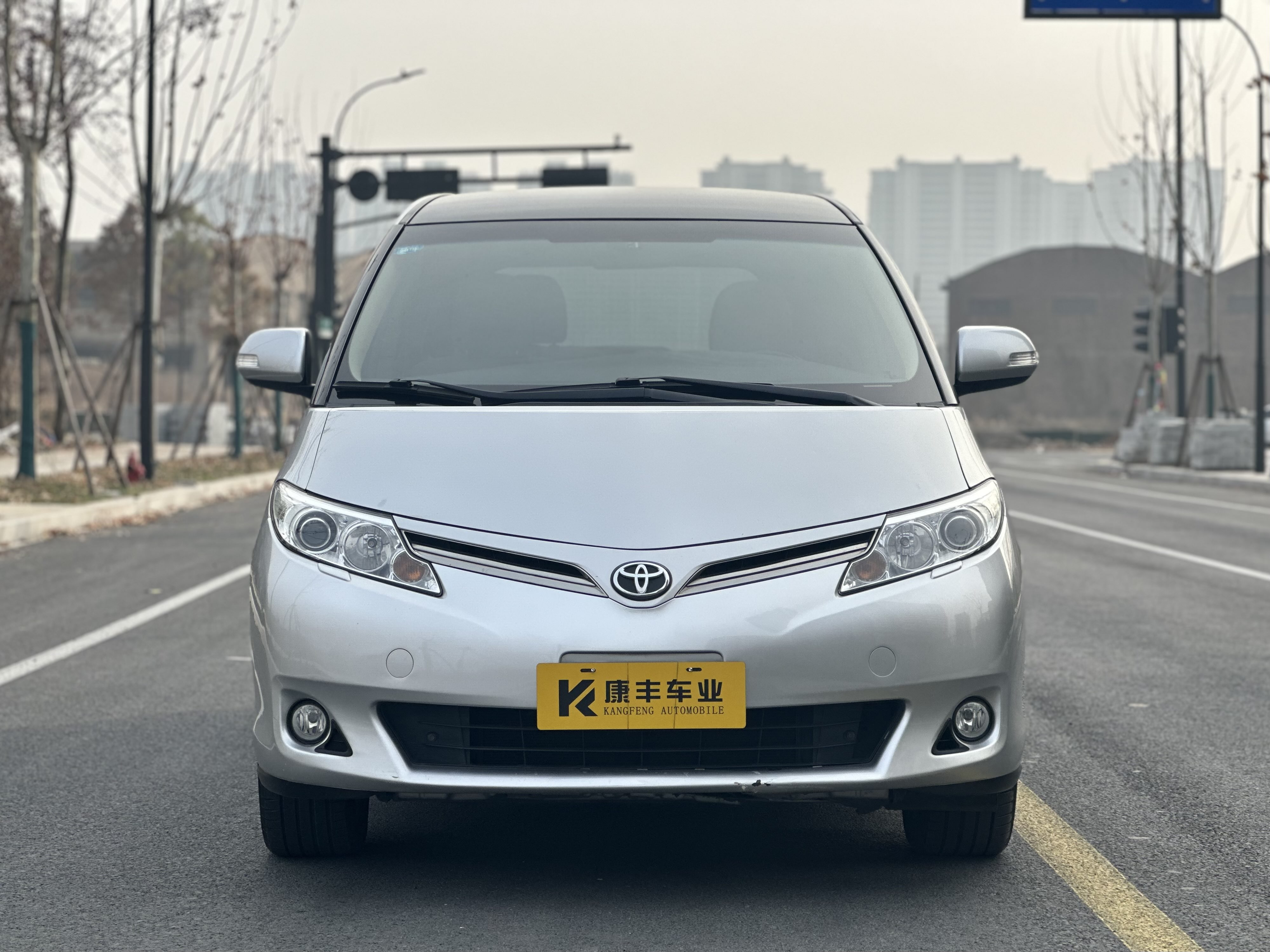 Toyota Previa 2016 car image #3