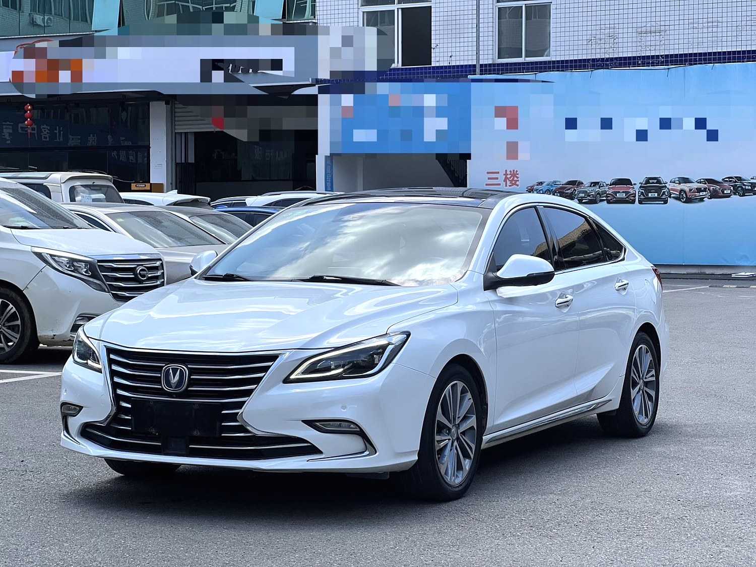 Changan Raeton 2018 #3 Changan Raeton 2018 car image #3