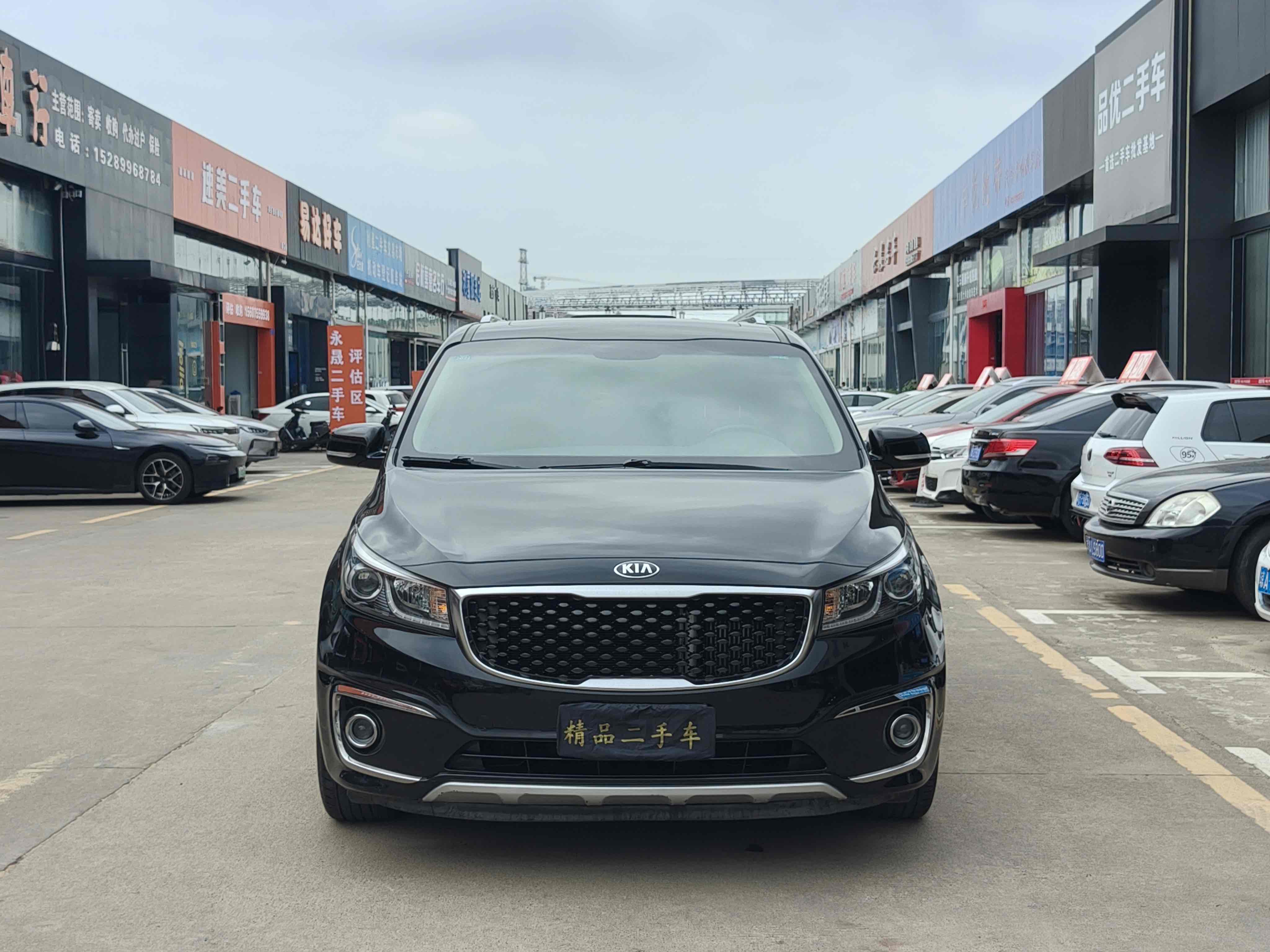 Kia Carnival 2016 изображение автомобиля #3