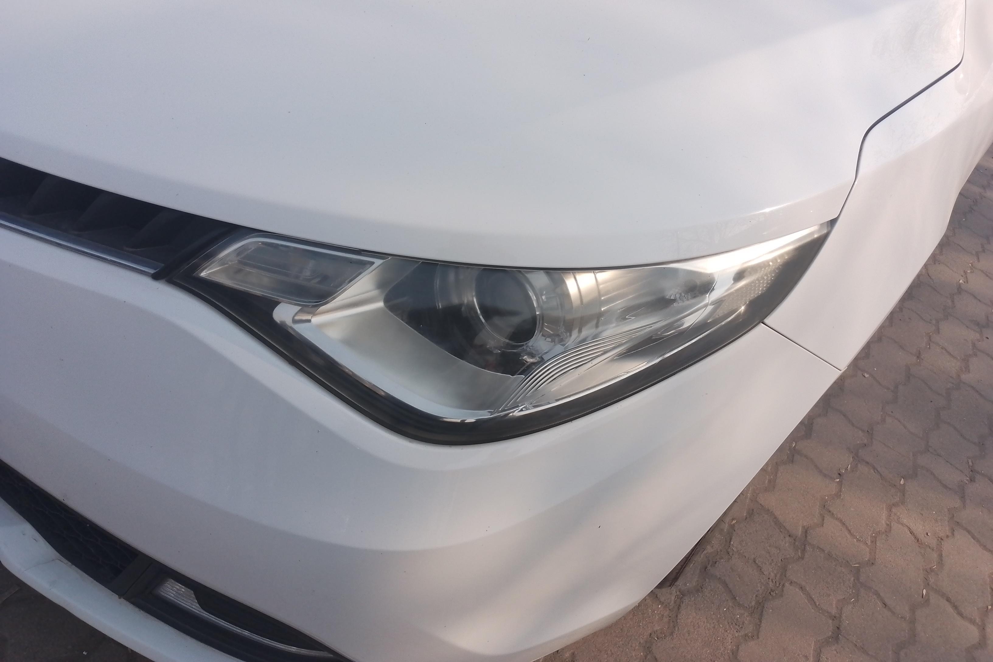 MG GT 2017 car image #3