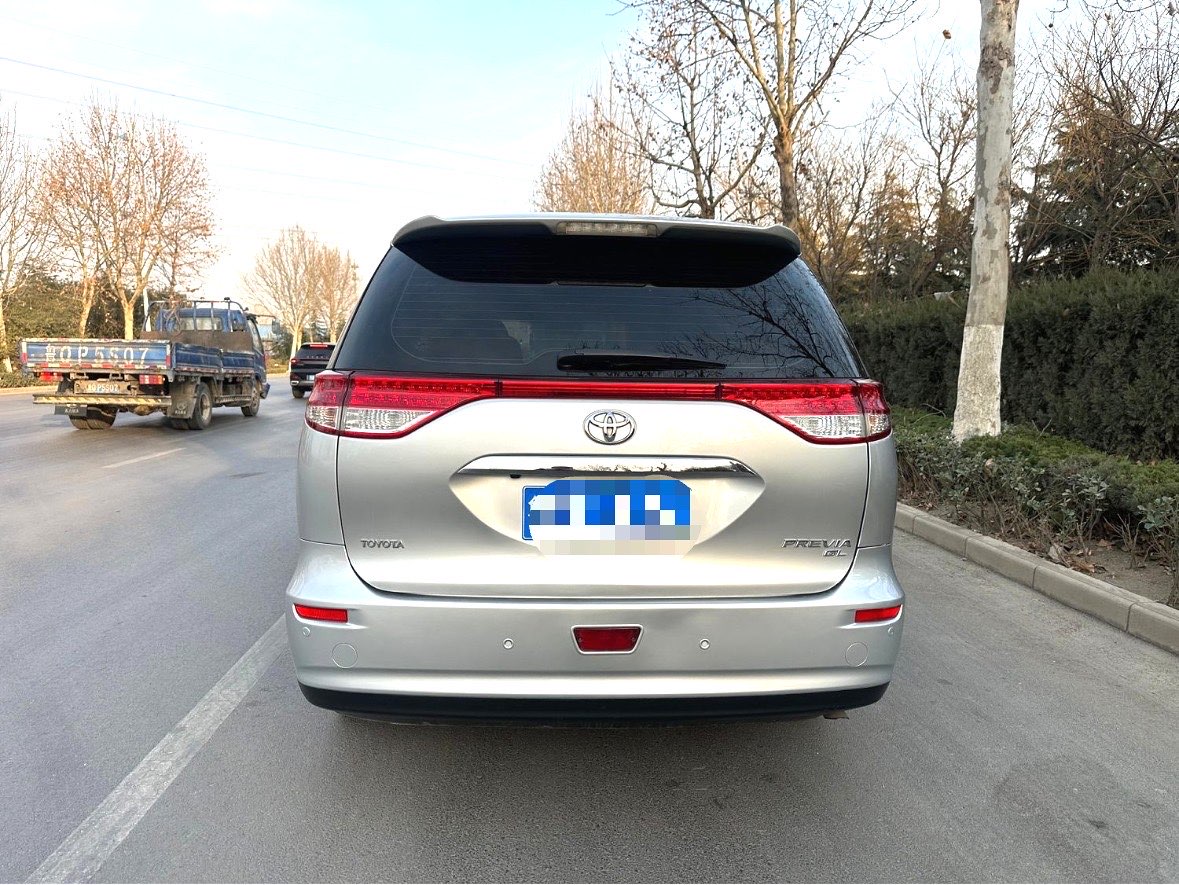 Toyota Previa 2017 car image #3