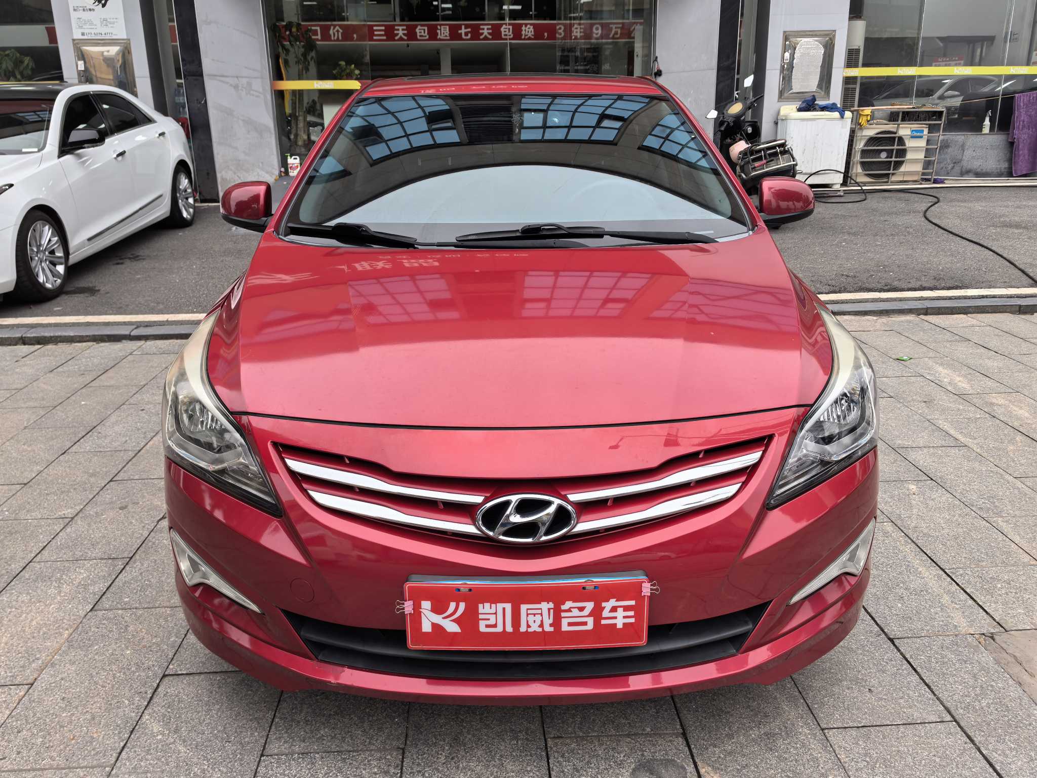 Hyundai Reina Hatchback 2018 #3 Hyundai Reina Hatchback 2018 car image #3