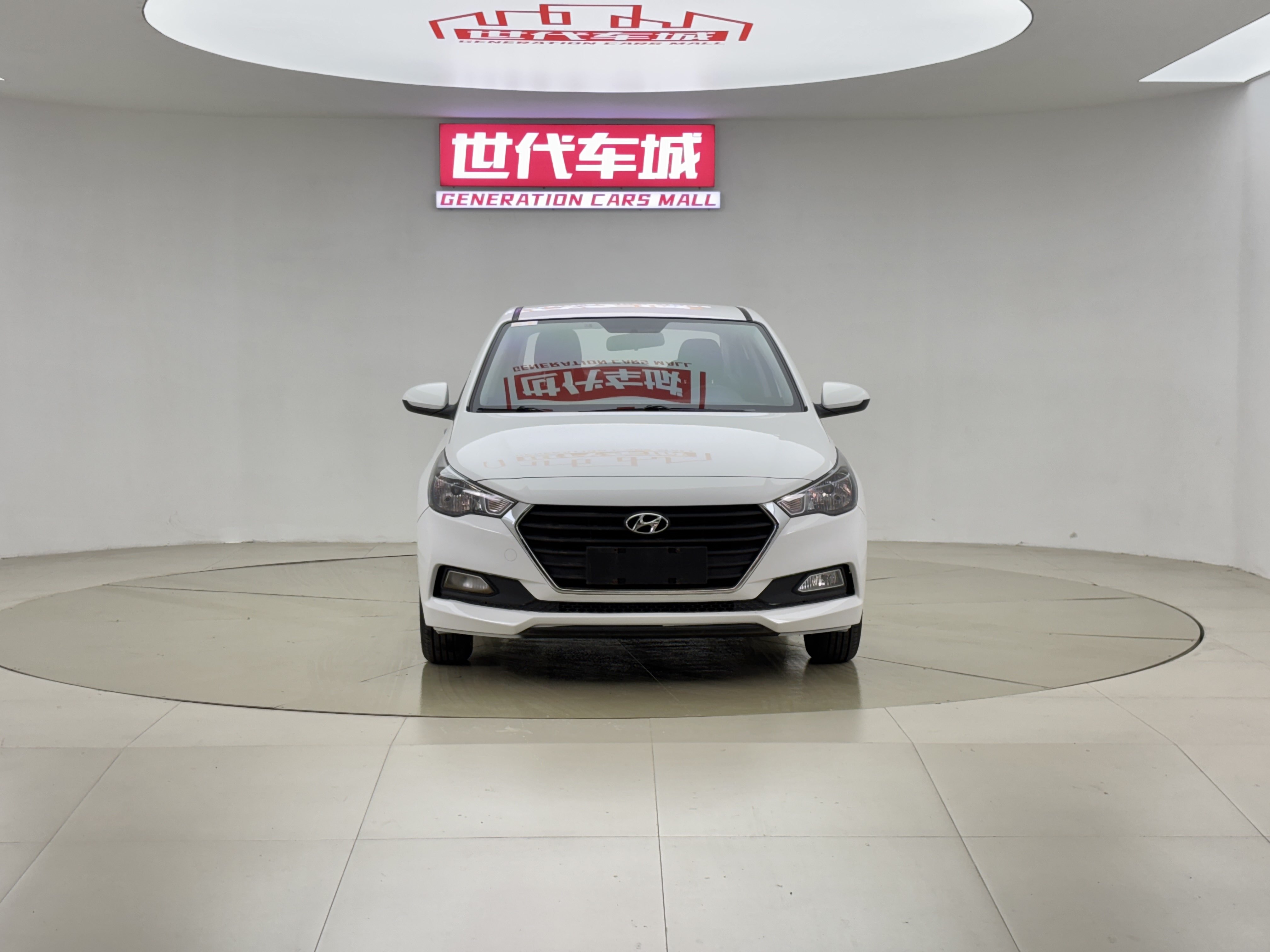 Hyundai Verna 2019 car image #3