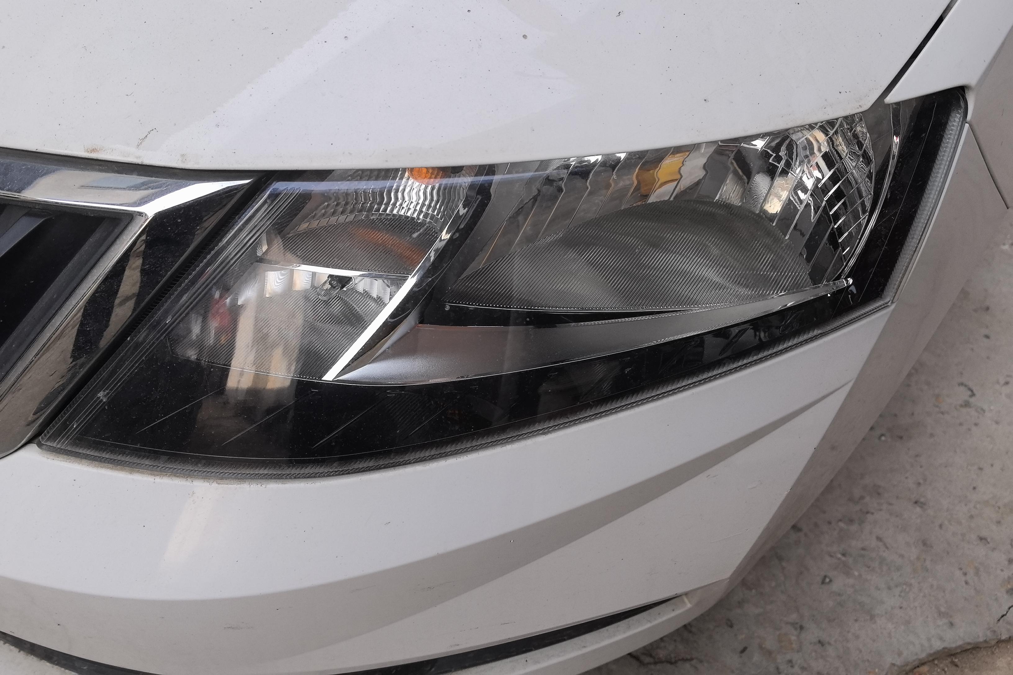 Skoda Rapid Spaceback 2019 immagine di auto #3