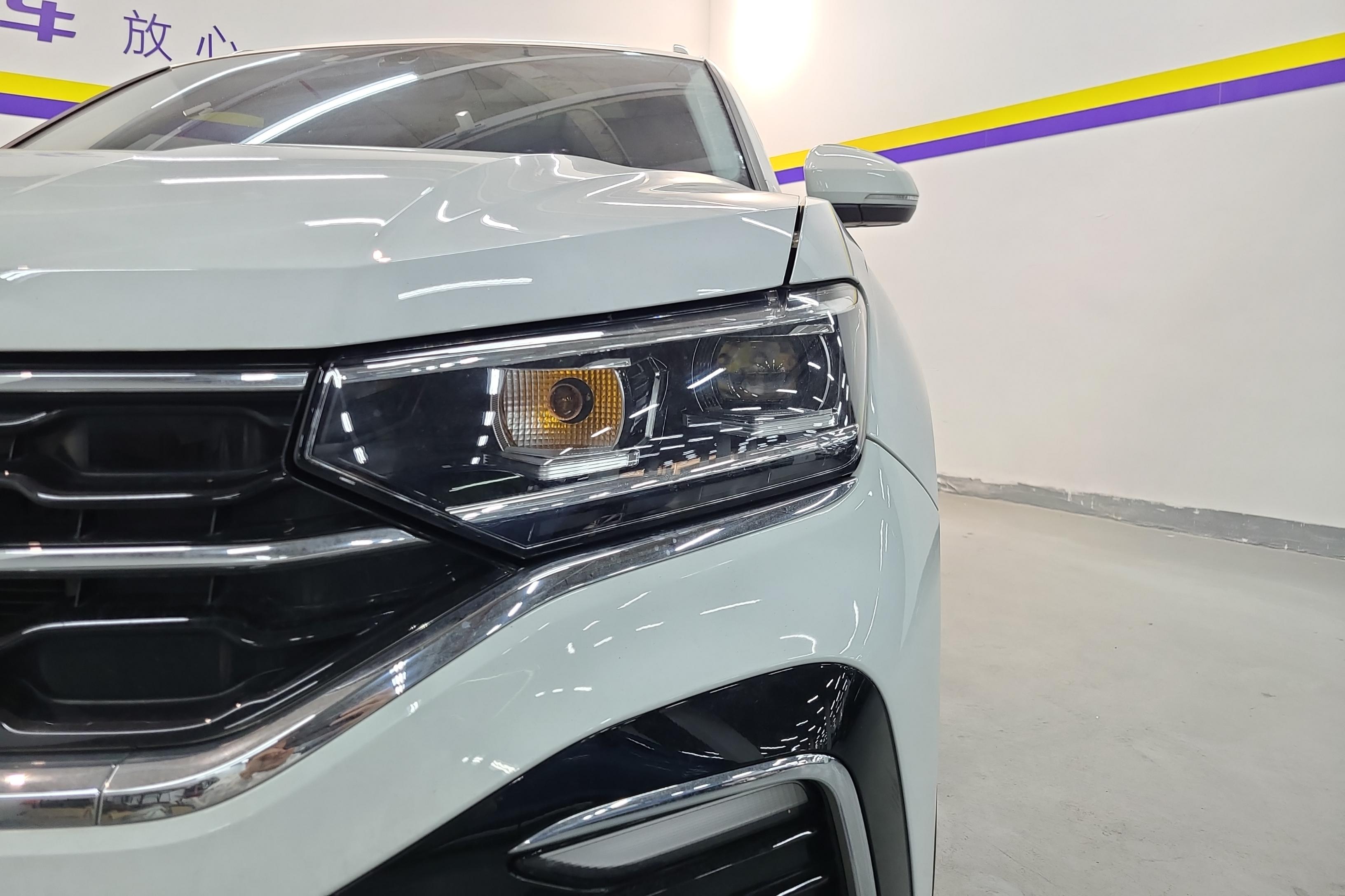 Volkswagen Tayron X 2022 car image #3