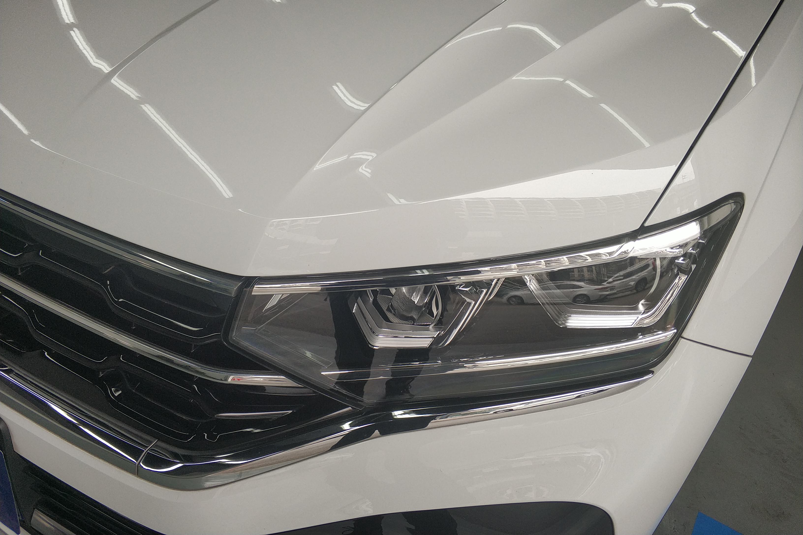 Volkswagen Tayron X 2022 car image #3