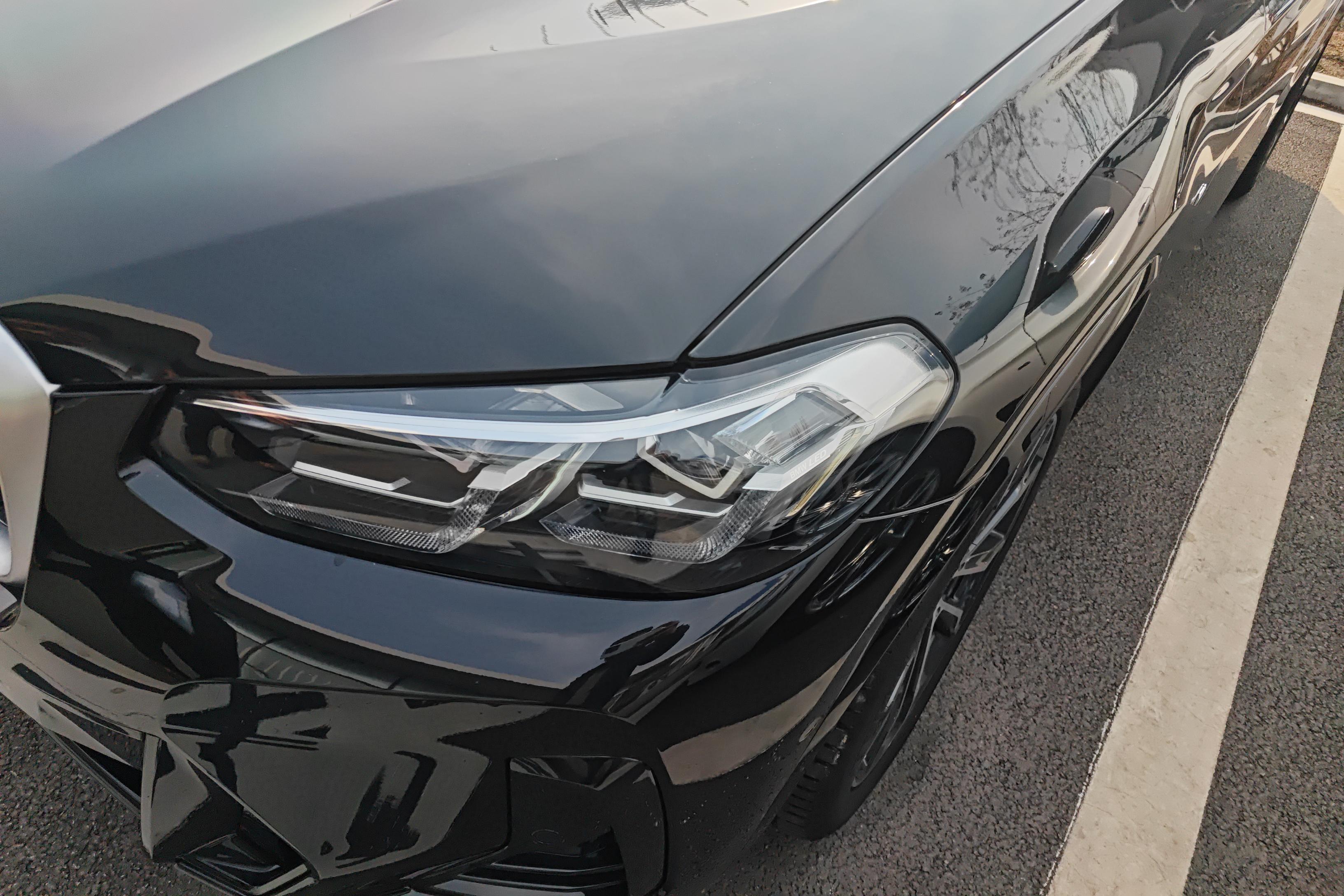 BMW X4 M40i 2023 #3 BMW X4 M40i 2023 car image #3