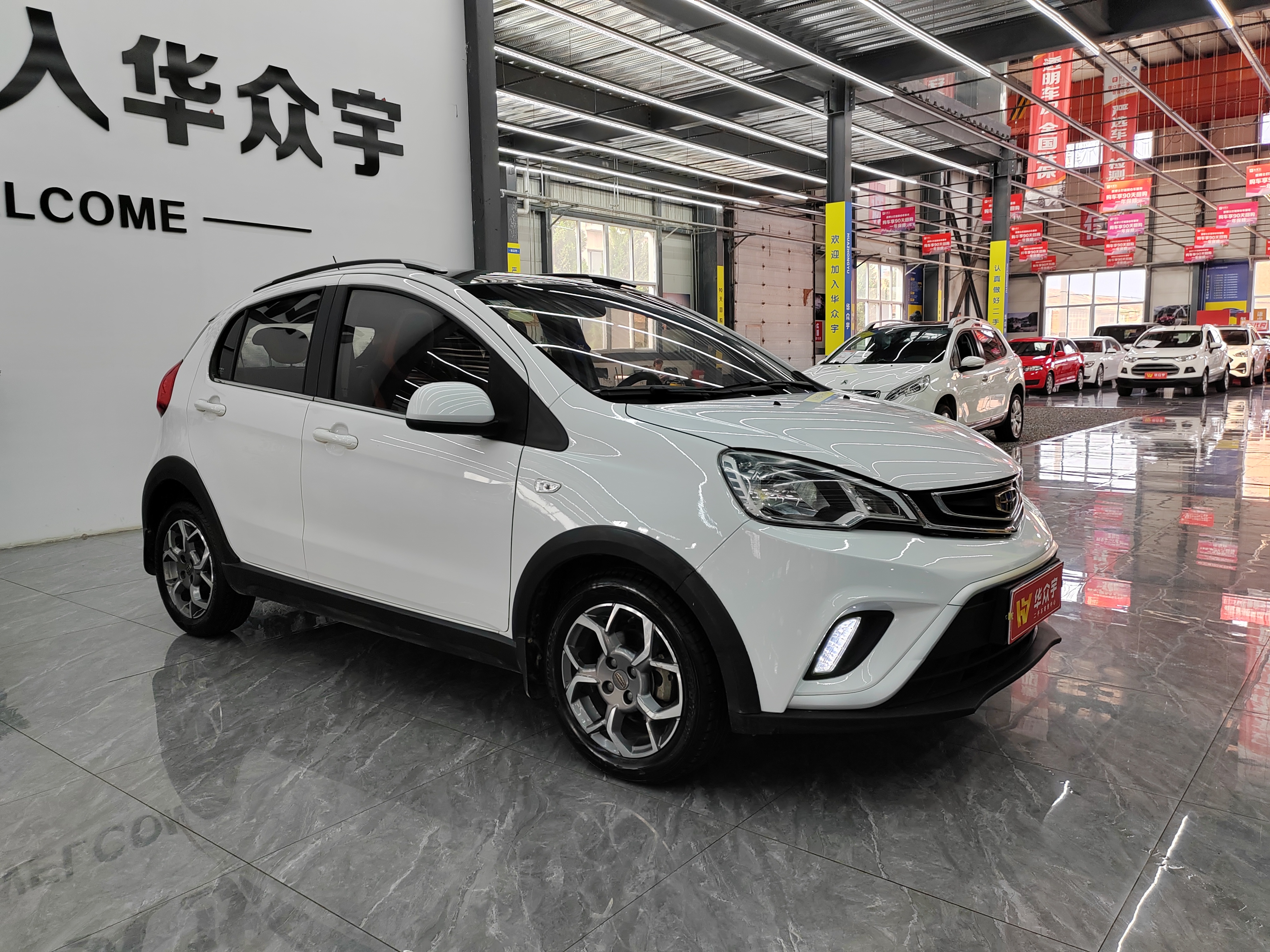 GEELY Vision X1 2018 car image #3