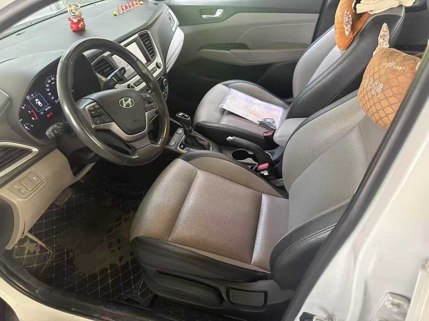 Hyundai Verna 2016 imagen de coche #3