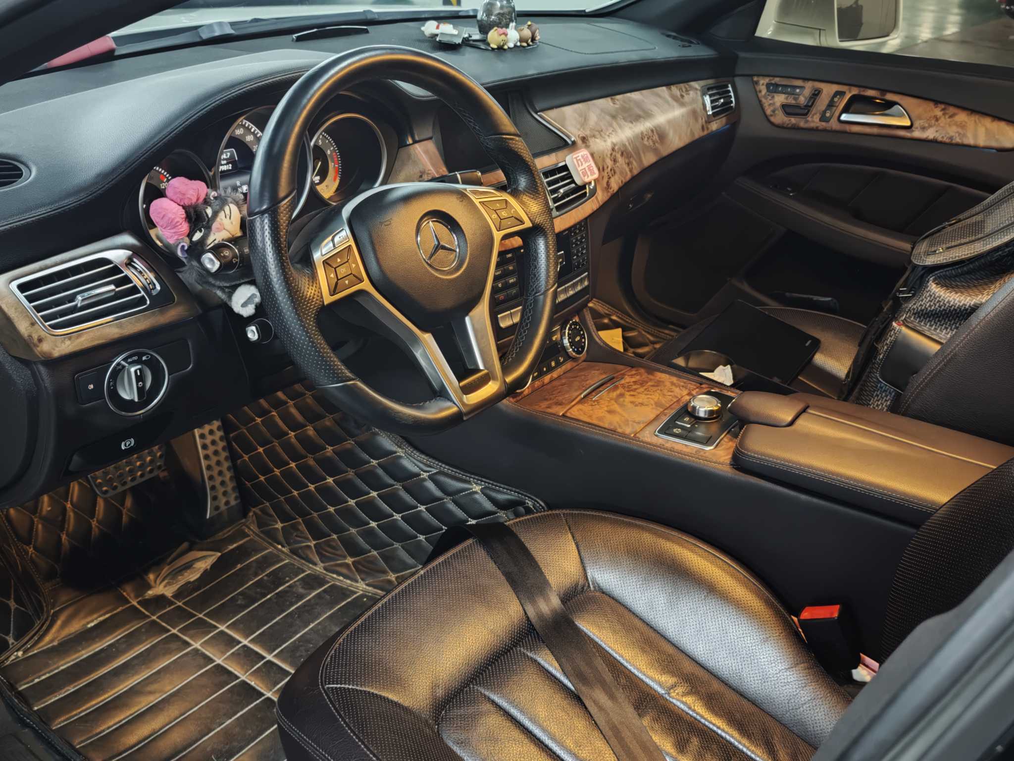 Mercedes-Benz CLS Class 2014 car image #3