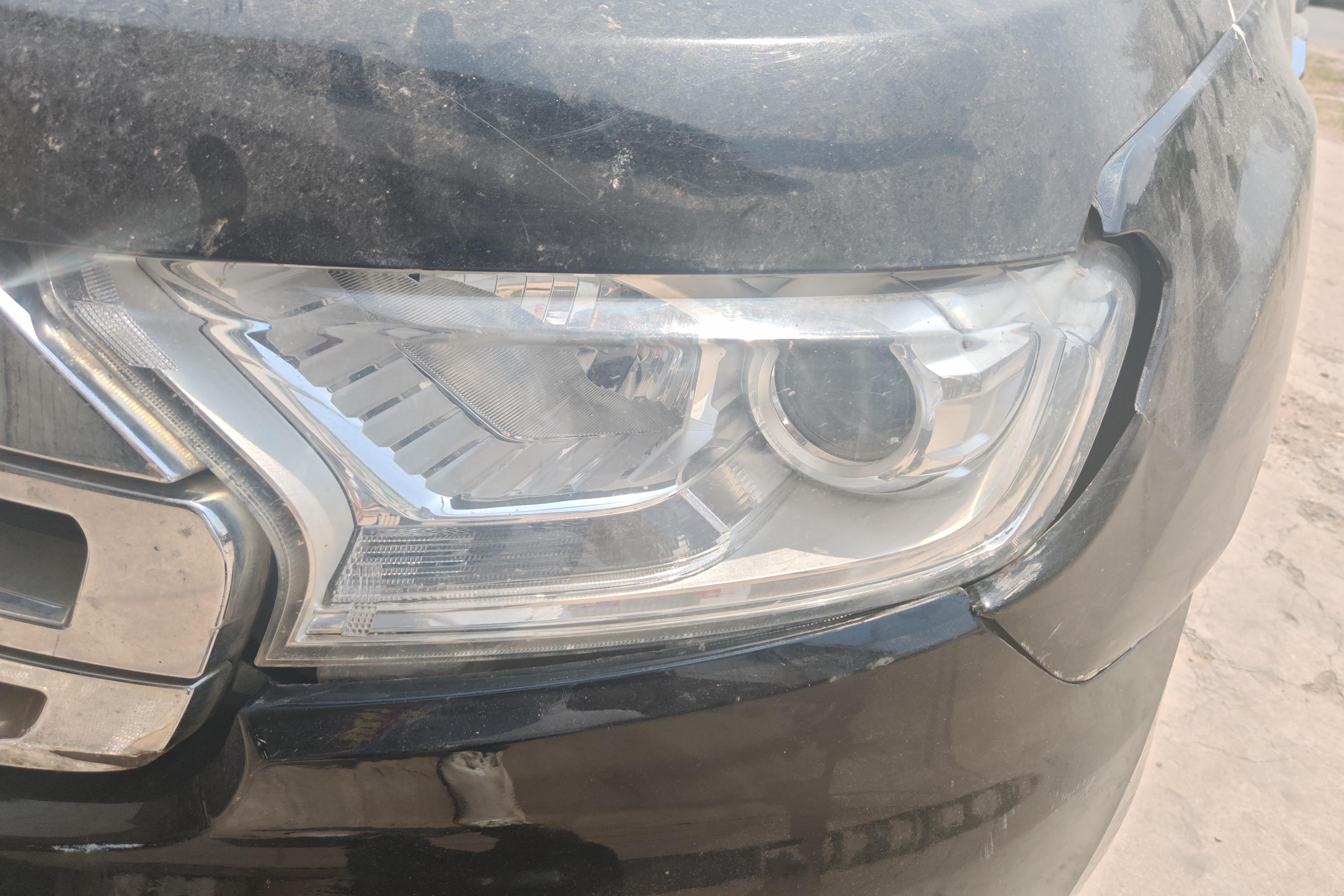 Ford Everest 2016 car image #3