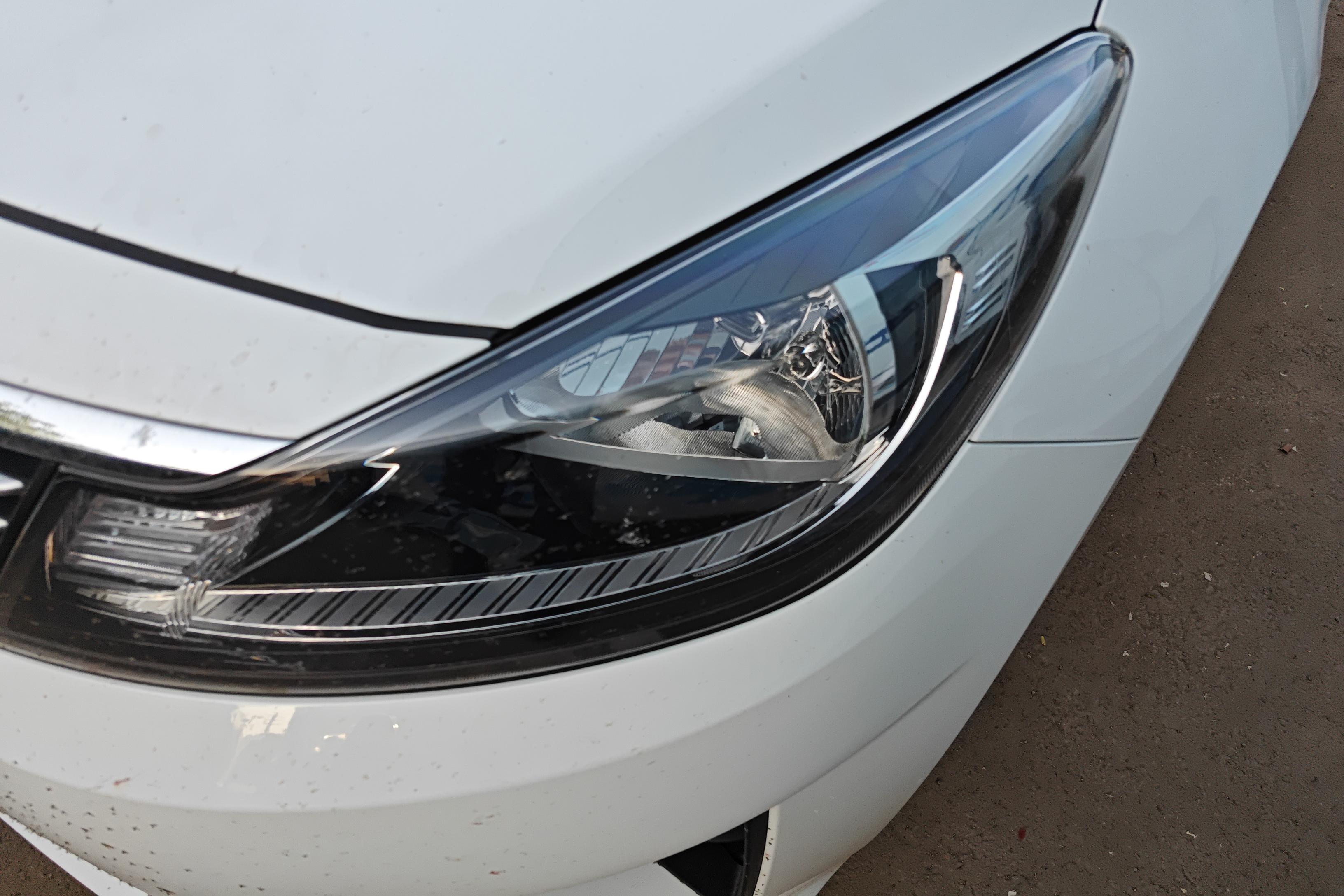 Kia Forte 2020 car image #3