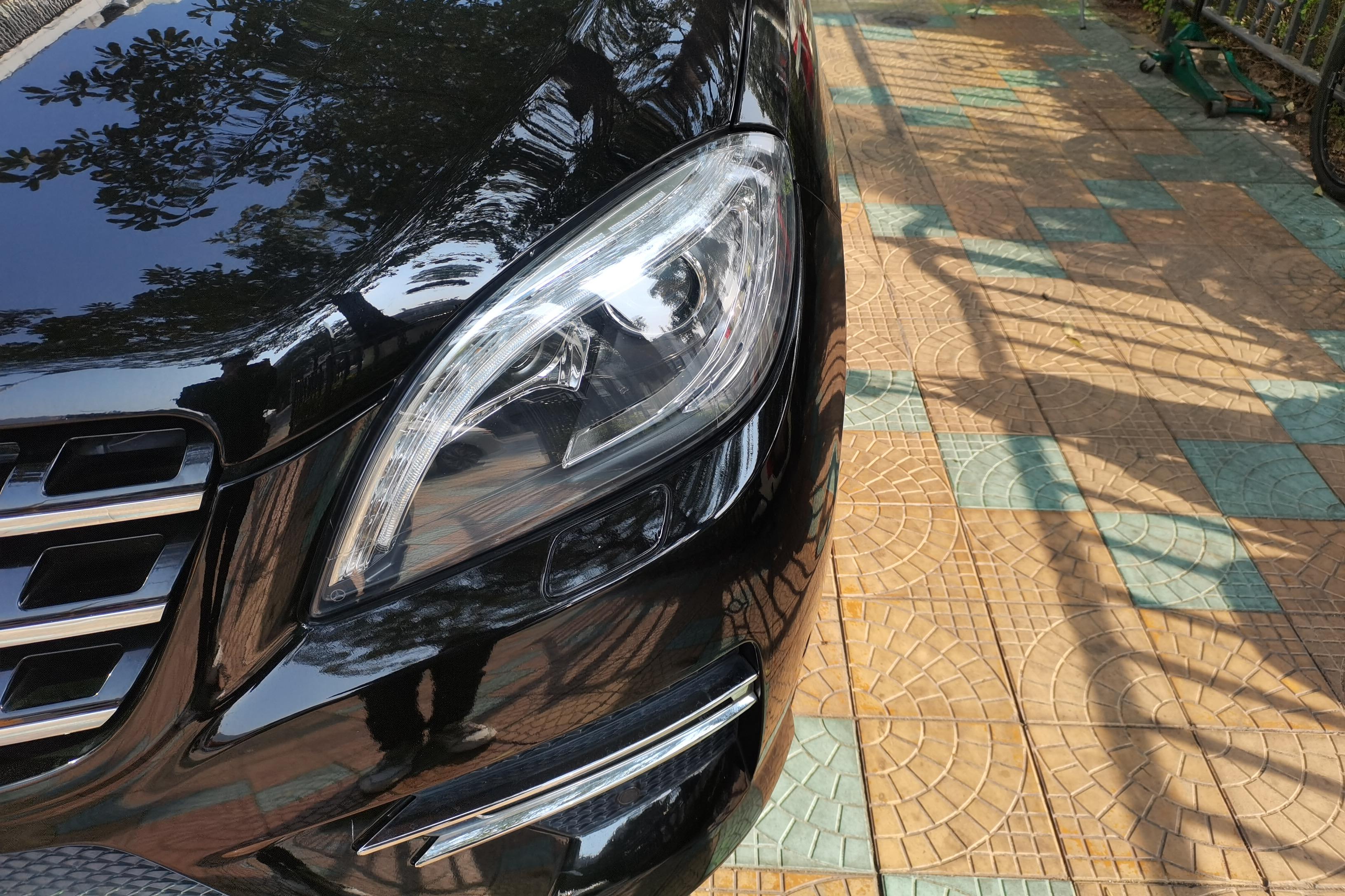 Mercedes-Benz M Class 2014 car image #3