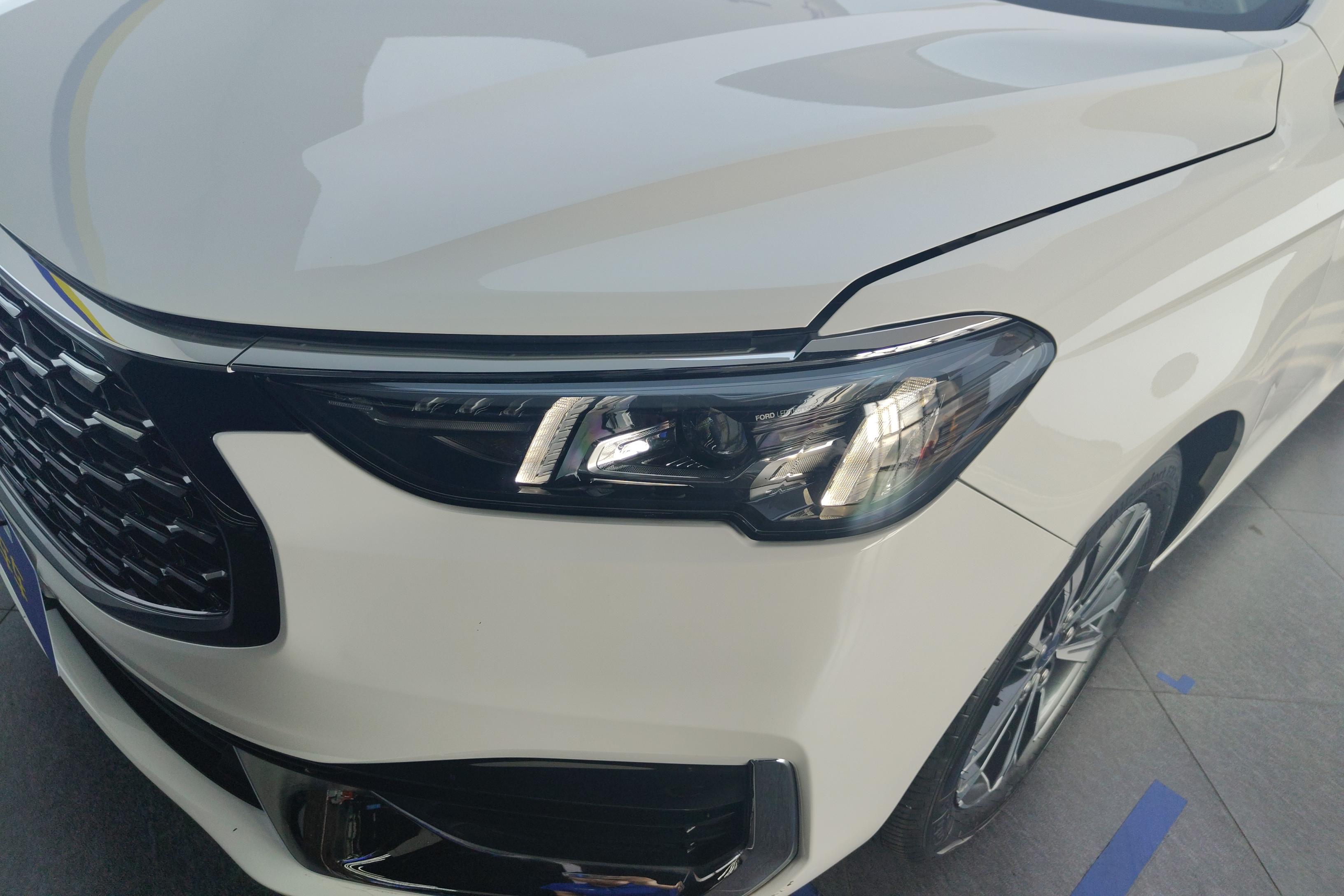 Ford Escort 2022 imagem de carro #3