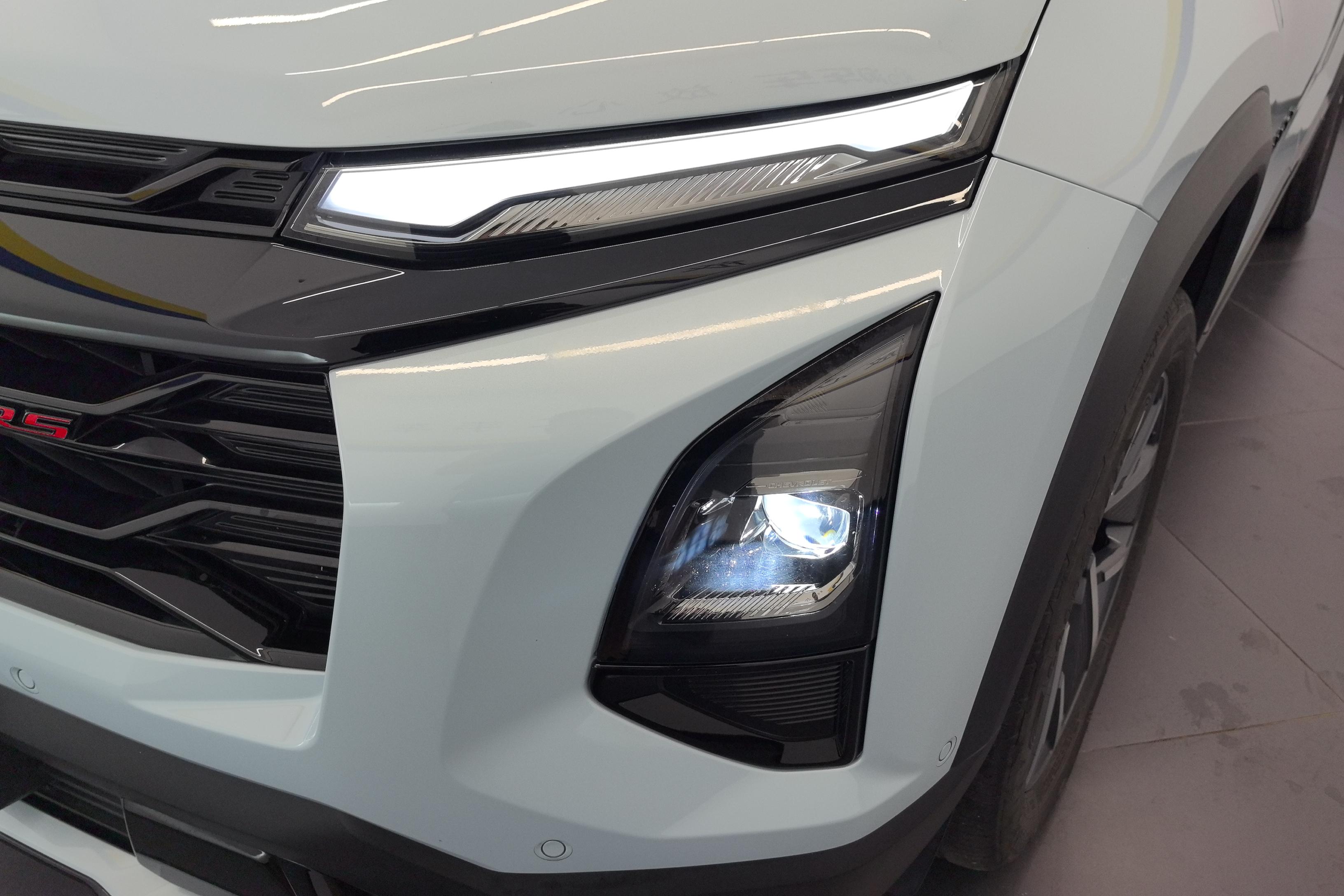 Chevrolet Equinox Plus 2024 #3 Chevrolet Equinox Plus 2024 car image #3