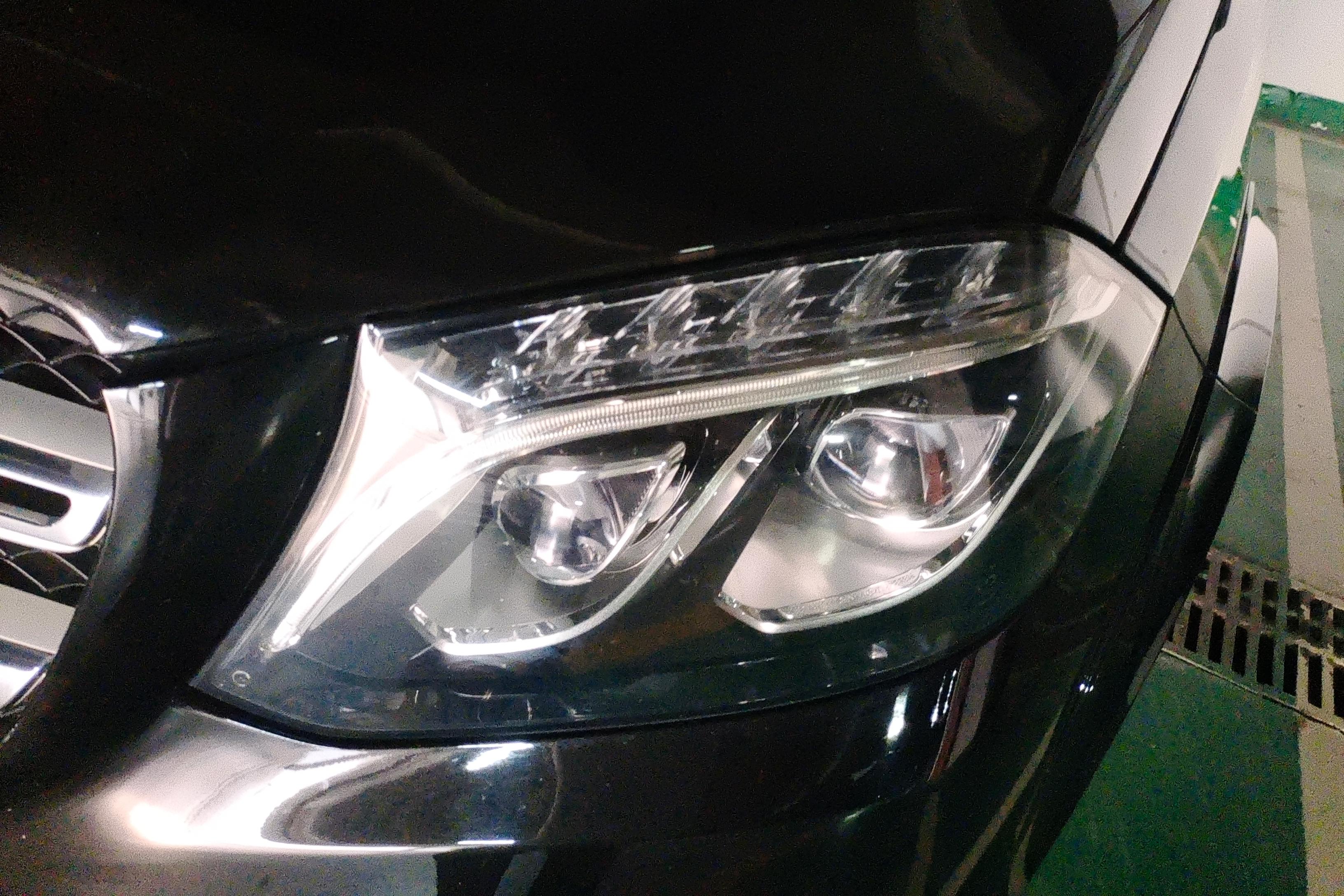 Mercedes-Benz GLS AMG 2018 car image #3