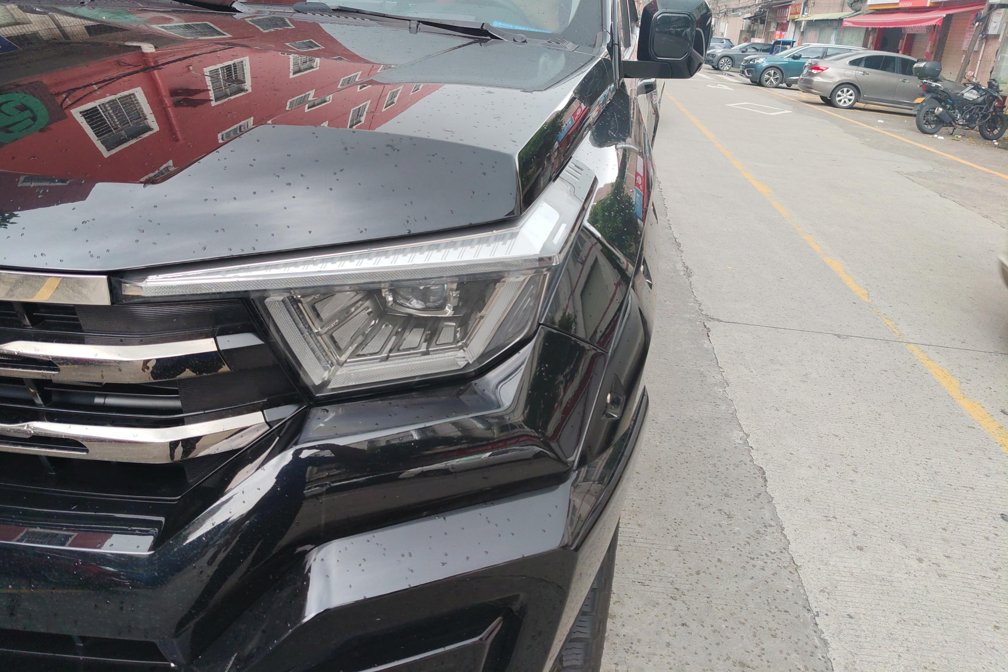 Tank 400 2024 car image #3