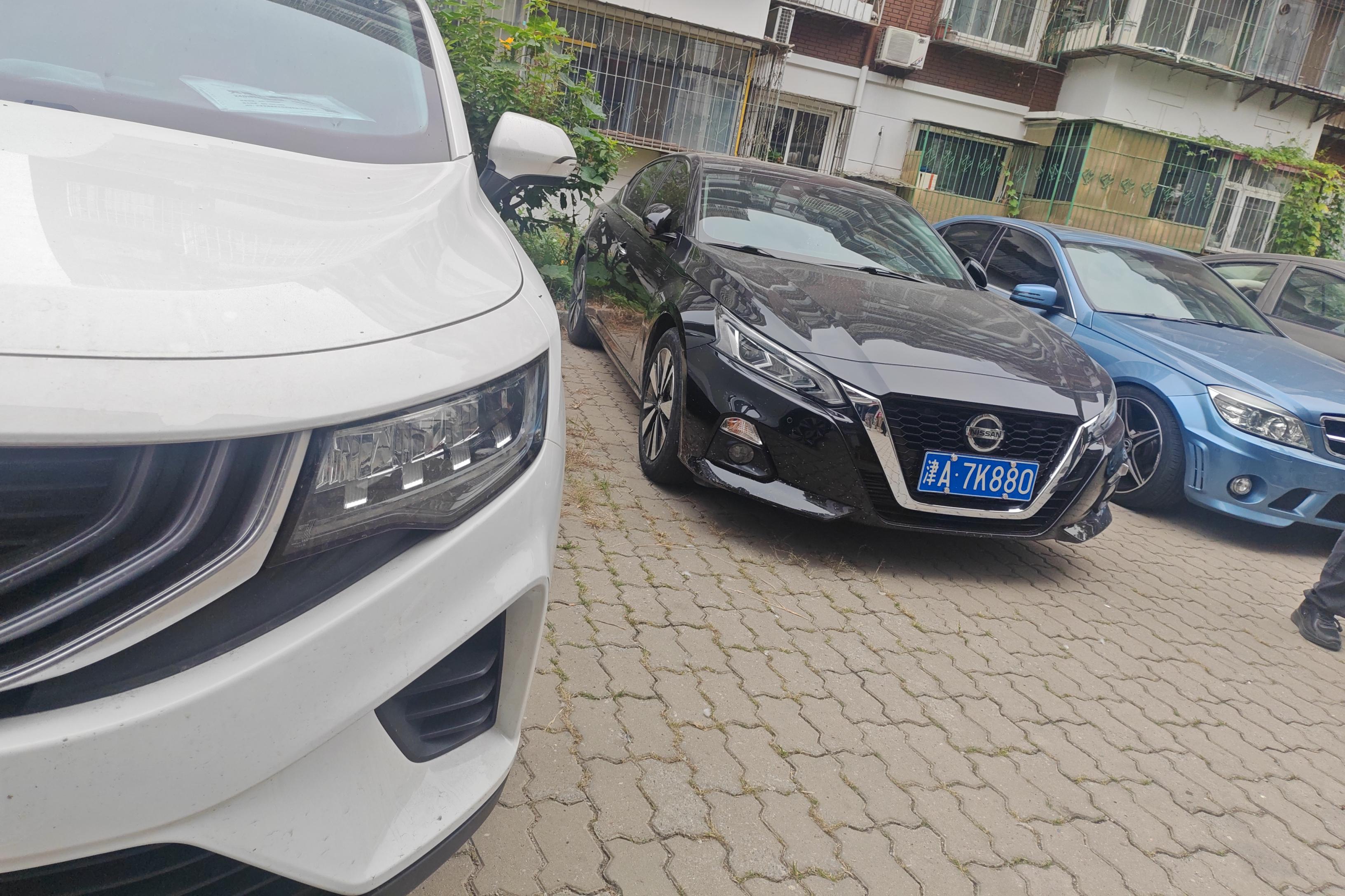 GEELY Okavango 2021 صورة سيارة #3