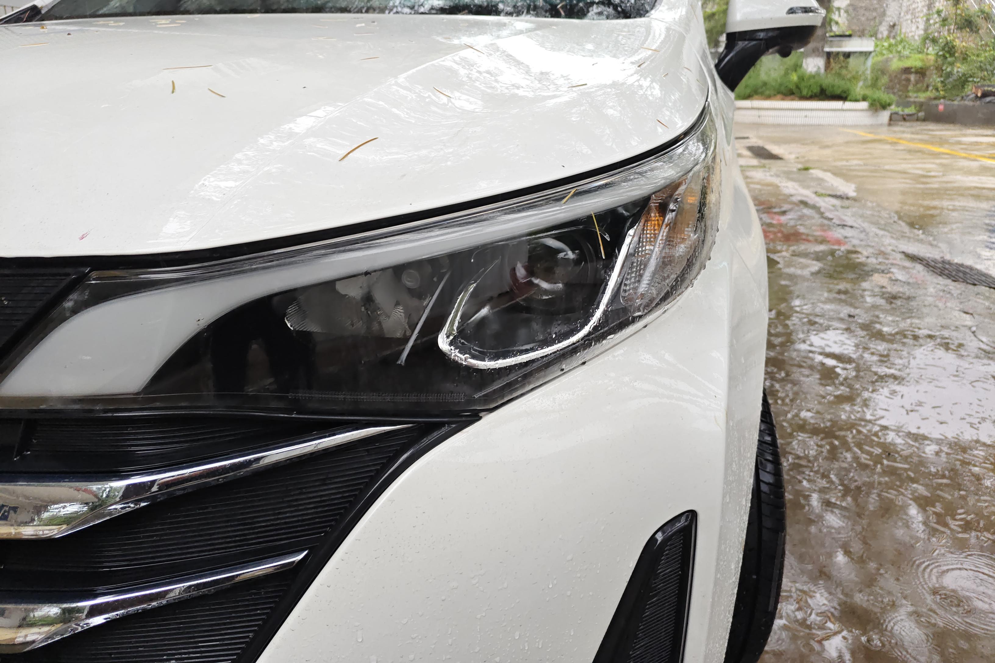 GAC Trumpchi M6 2020 immagine di auto #3