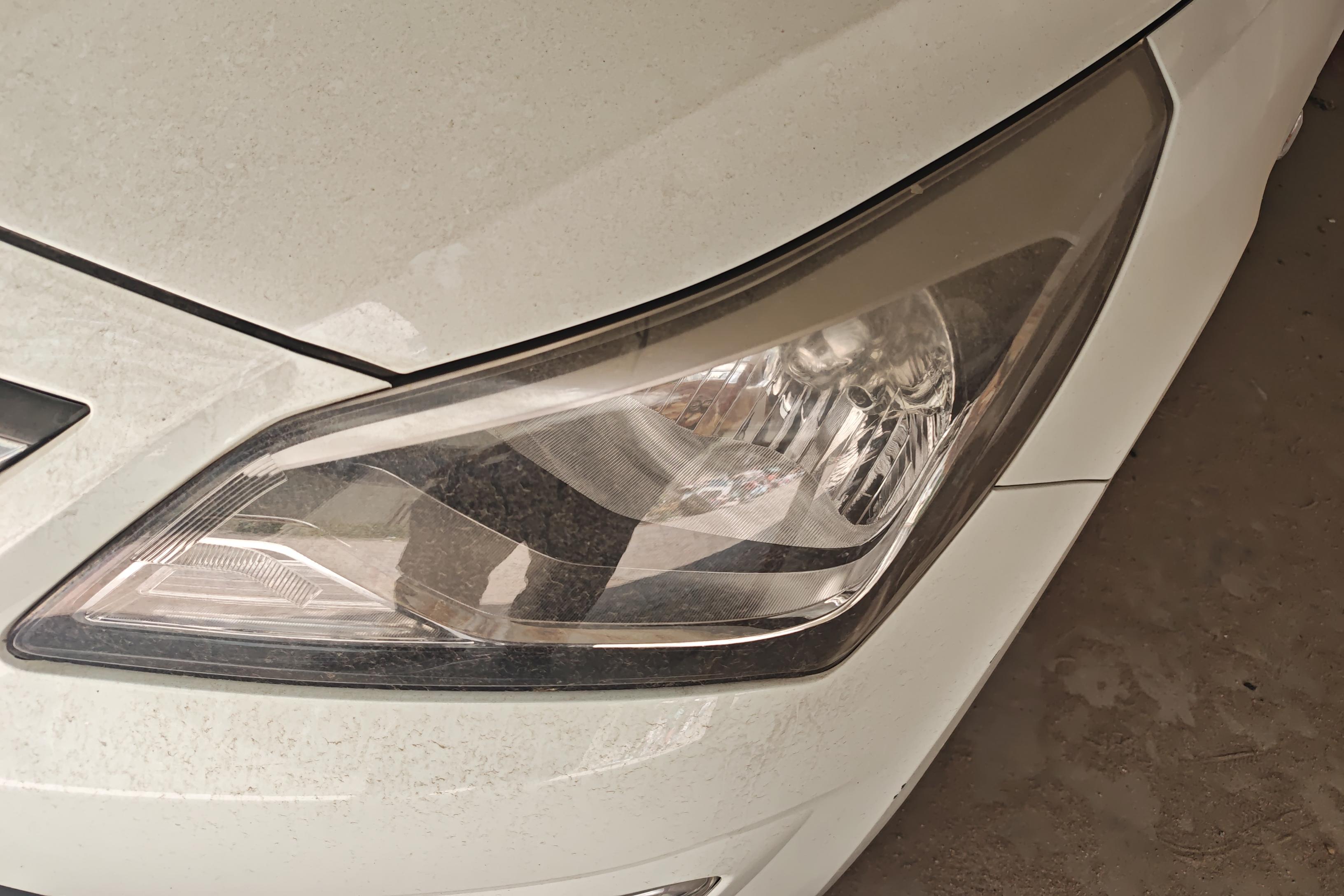 Hyundai Reina 2014 #3 Hyundai Reina 2014 car image #3