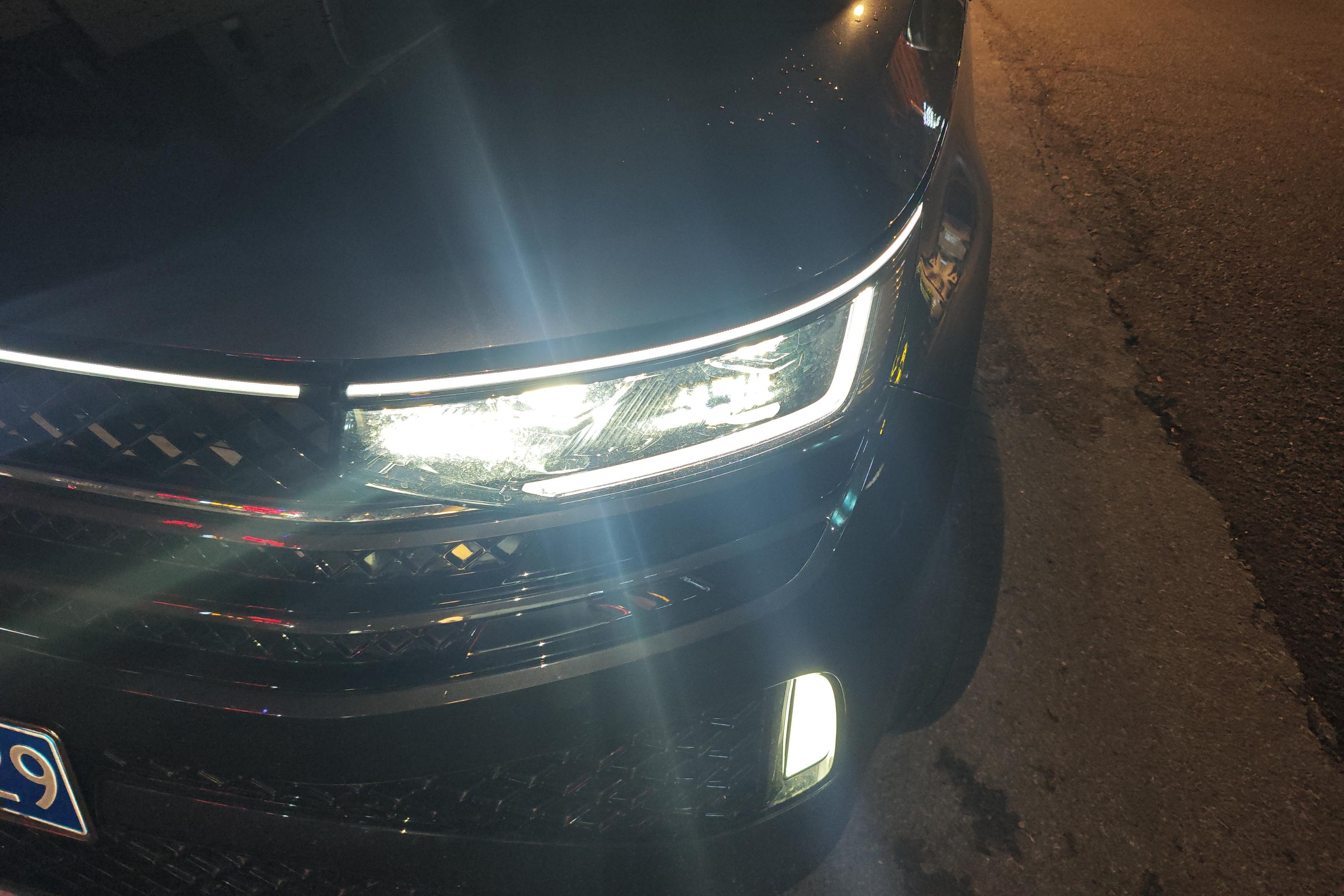 Volkswagen Tavendor 2023 car image #3