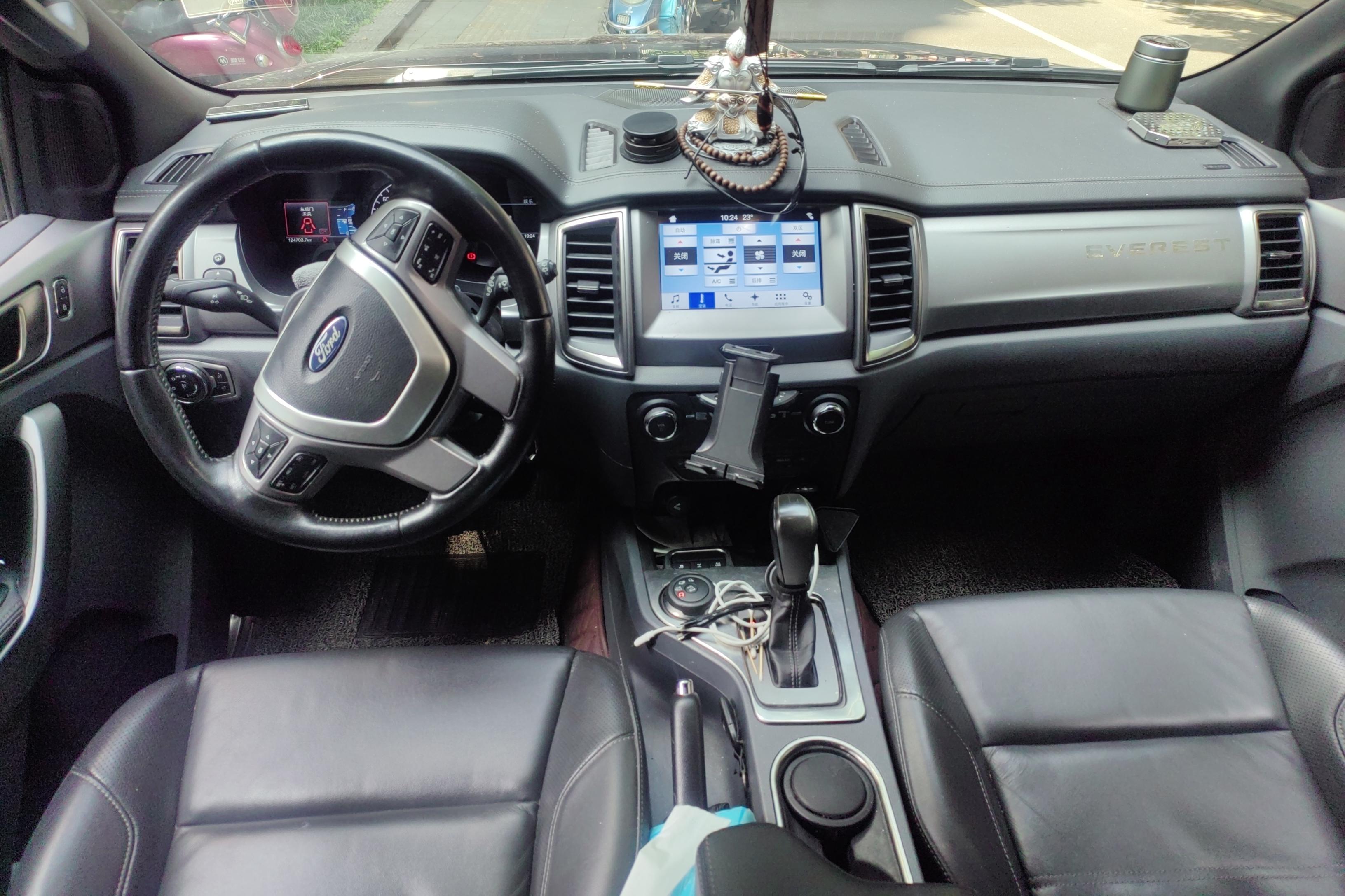 Ford Everest 2017 #3 Ford Everest 2017 صورة سيارة #3