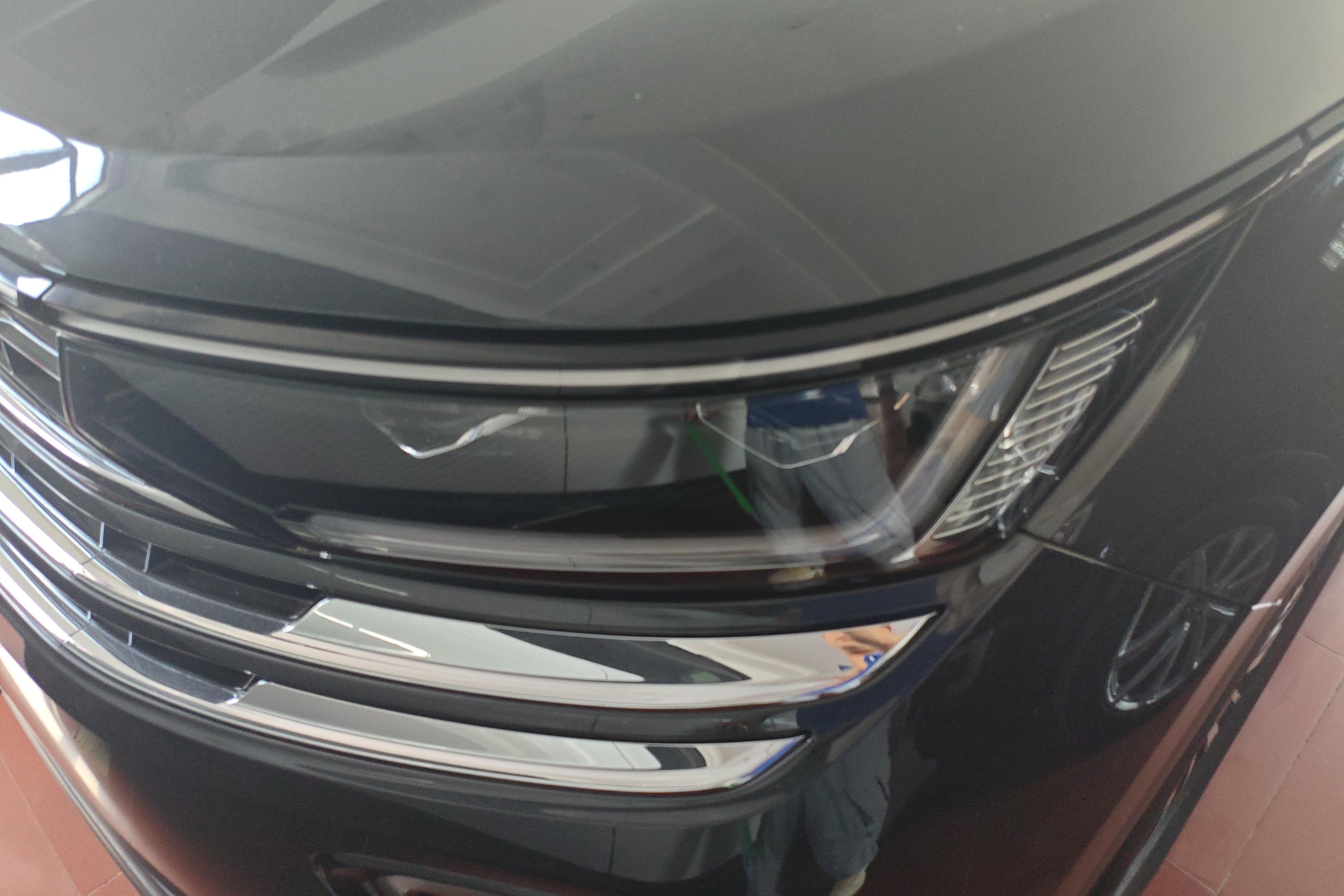 Volkswagen Tavendor 2023 car image #3