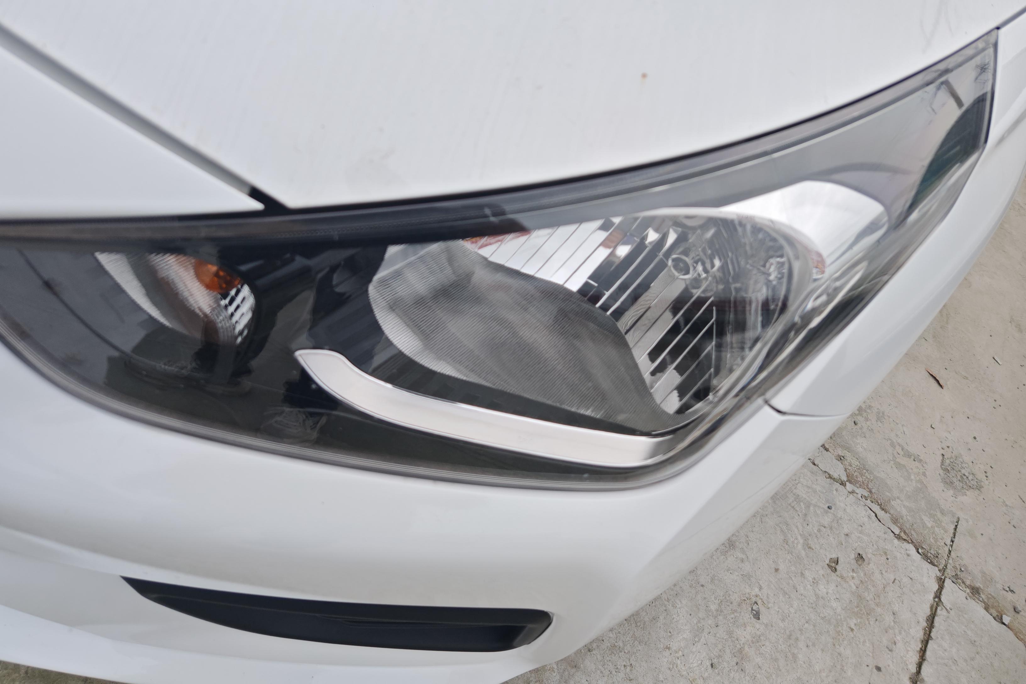 Hyundai Reina 2021 car image #3