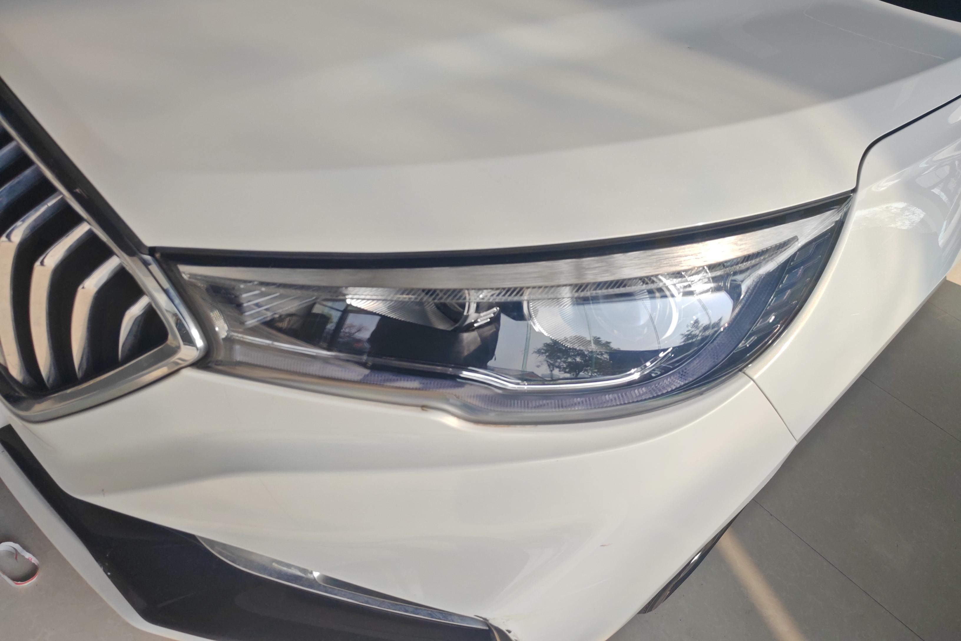 HongQi H5 2021 #3 HongQi H5 2021 car image #3