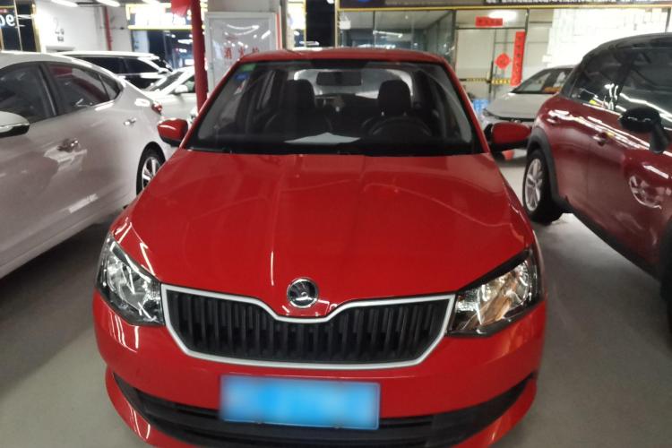 Skoda Fabia 2017 #3 Skoda Fabia 2017 car image #3
