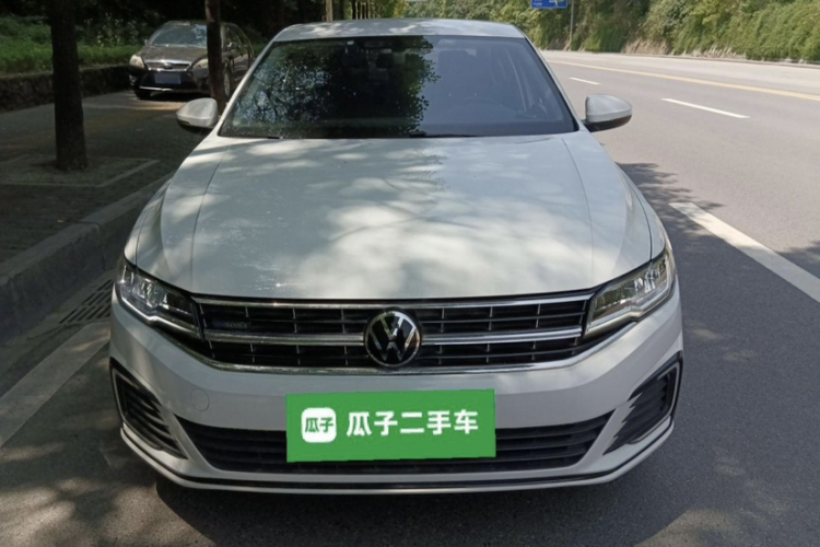 Volkswagen Bora Pure Electric 2021 imagem de carro #3