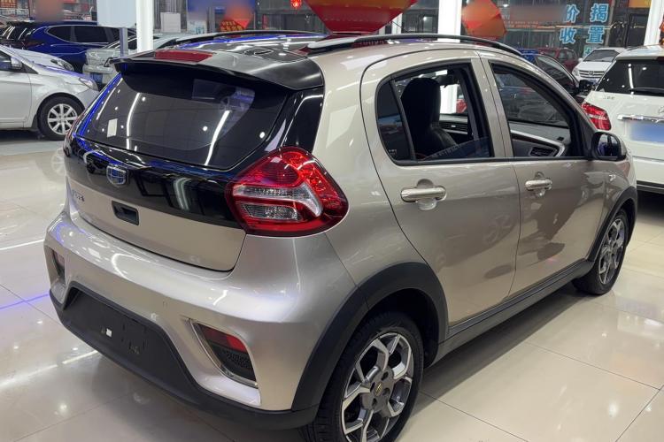 GEELY Vision X1 2017 #3 GEELY Vision X1 2017 изображение автомобиля #3