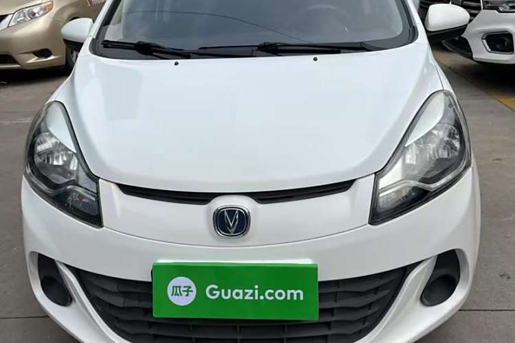 Changan BenBen 2018 صورة سيارة #3